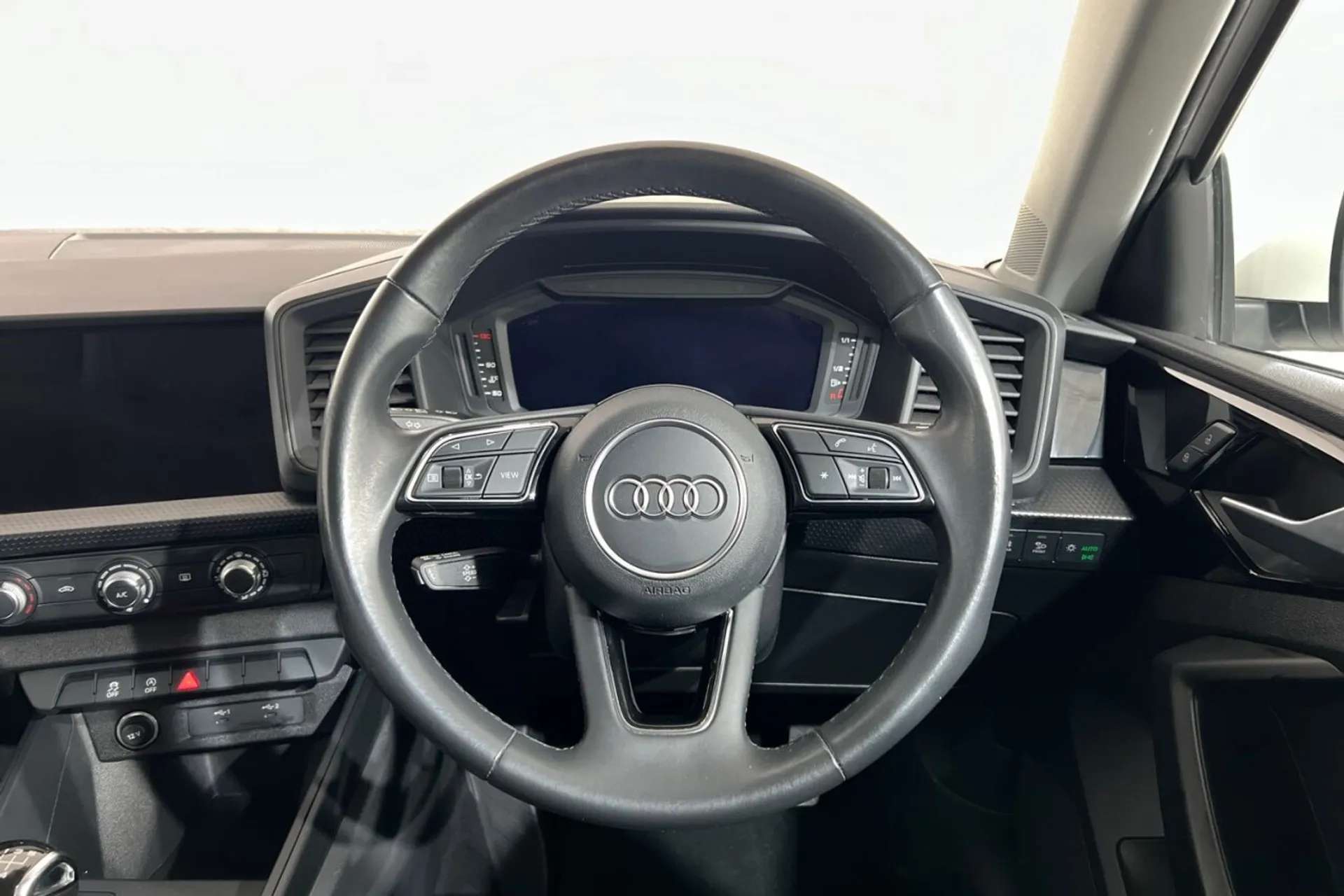 2022 AUDI A1 2022 AUDI A1