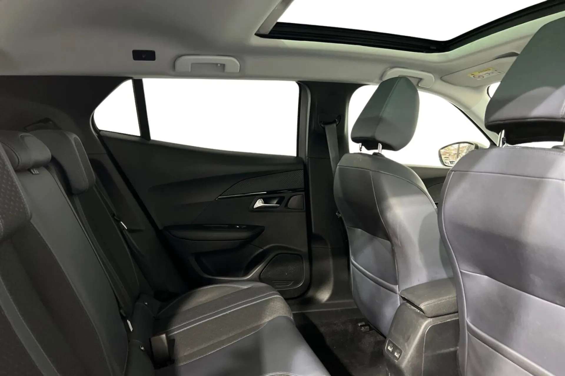 2020 PEUGEOT 2008 2020 PEUGEOT 2008