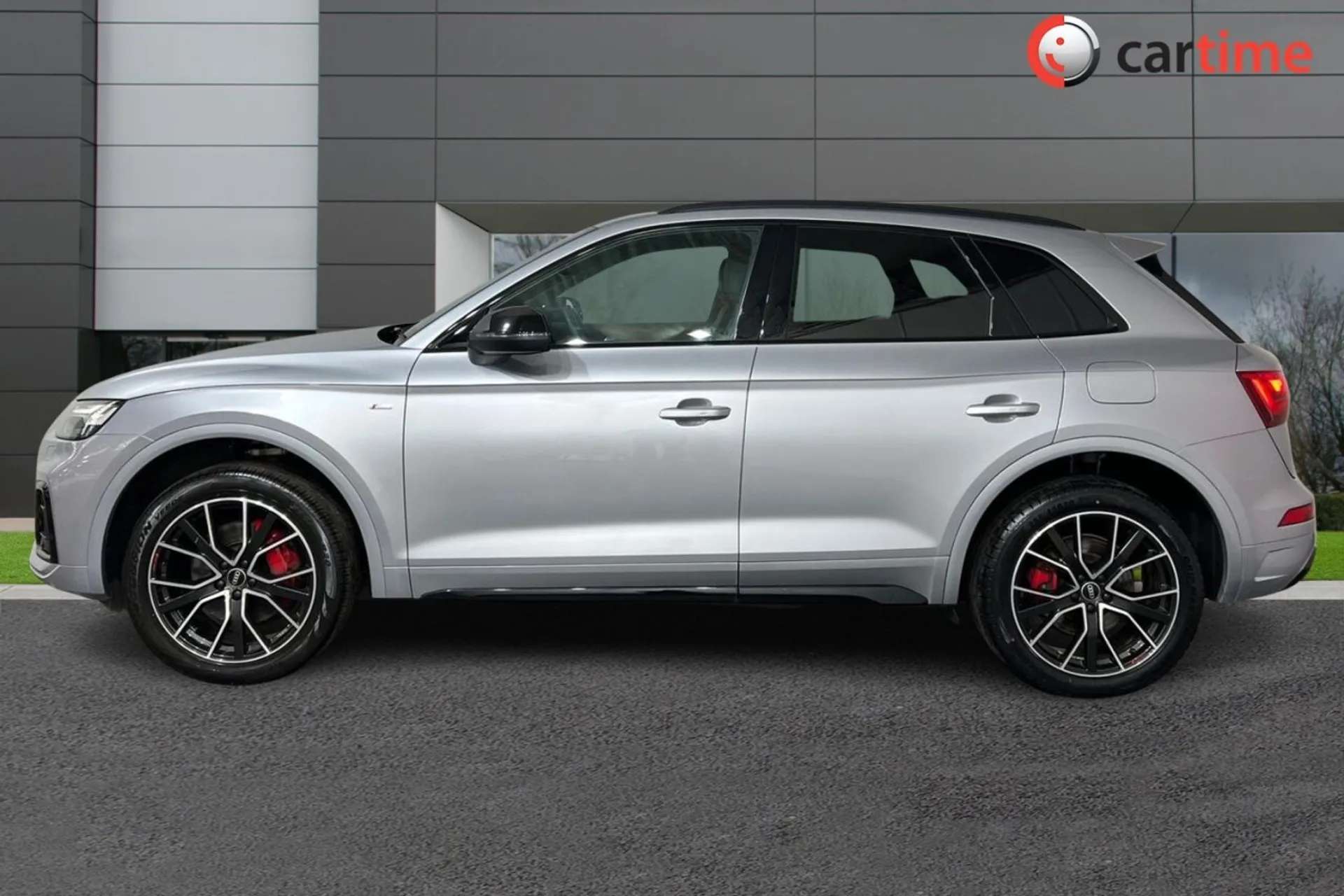 A 2021 AUDI Q5 2.0 TFSI E S LINE EDITION 1 QUATTRO 5d 295 BHP Privacy Glass, Audi Virtual Cockpit, Wireless Apple CarPlay, Heated Seats, 10.1-Inch MMI Floret Silver, A 2021 AUDI Q5 2.0 TFSI E S LINE EDITION 1 QUATTRO 5d 295 BHP Privacy Glass, Audi Virtual Cockpit, Wireless Apple CarPlay, Heated Seats, 10.1-Inch MMI Floret Silver,