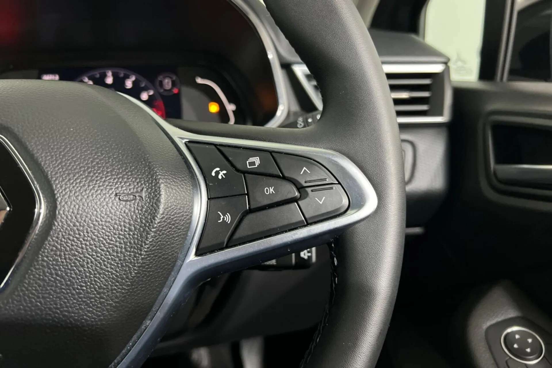 2023 RENAULT CLIO 2023 RENAULT CLIO