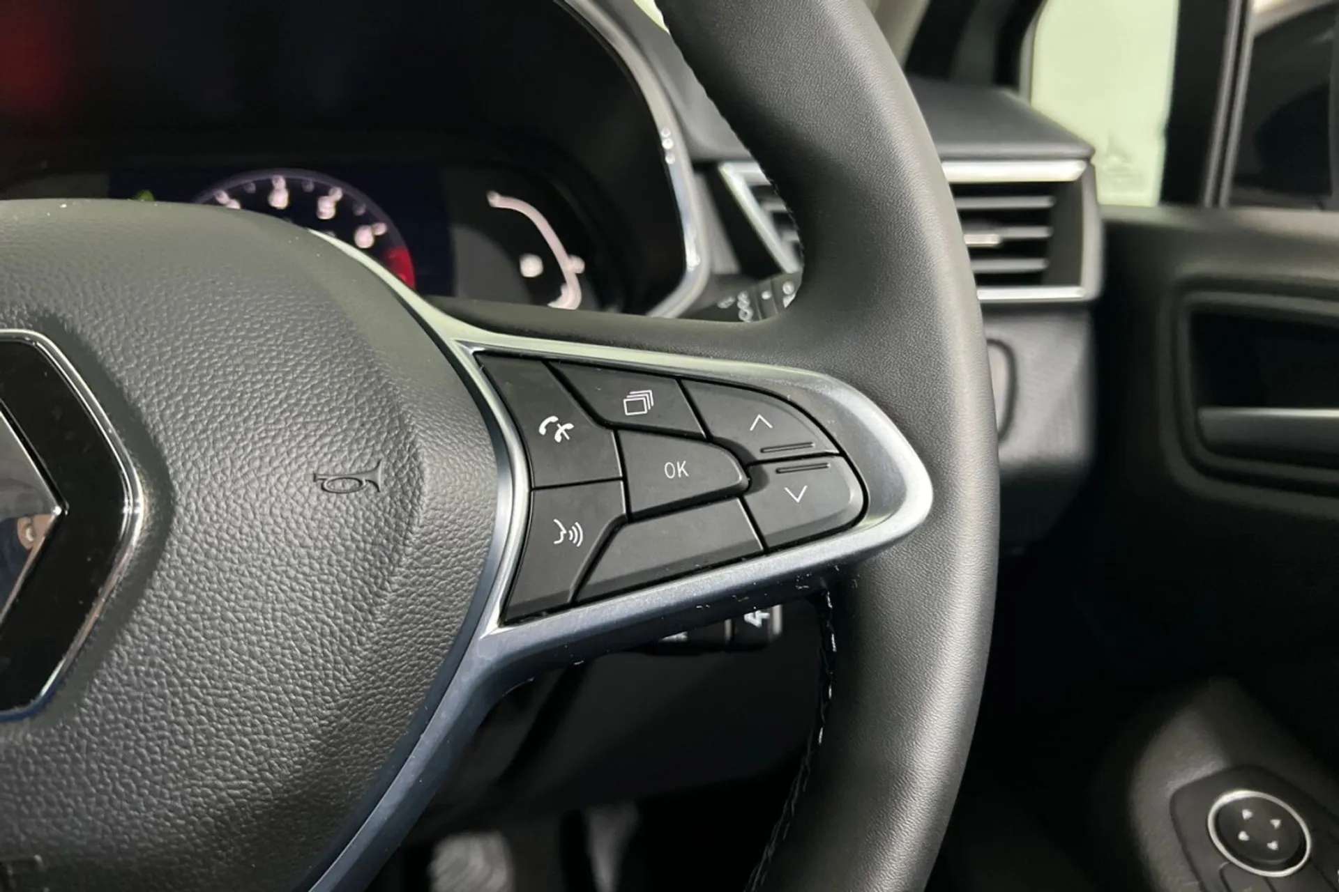 2023 RENAULT CLIO 2023 RENAULT CLIO