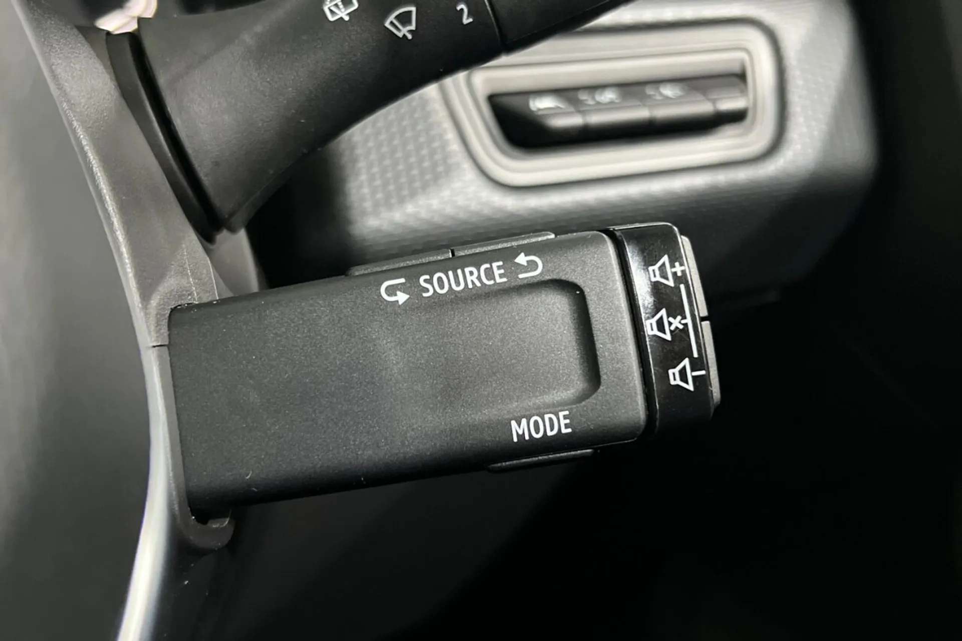 2023 RENAULT CLIO 2023 RENAULT CLIO