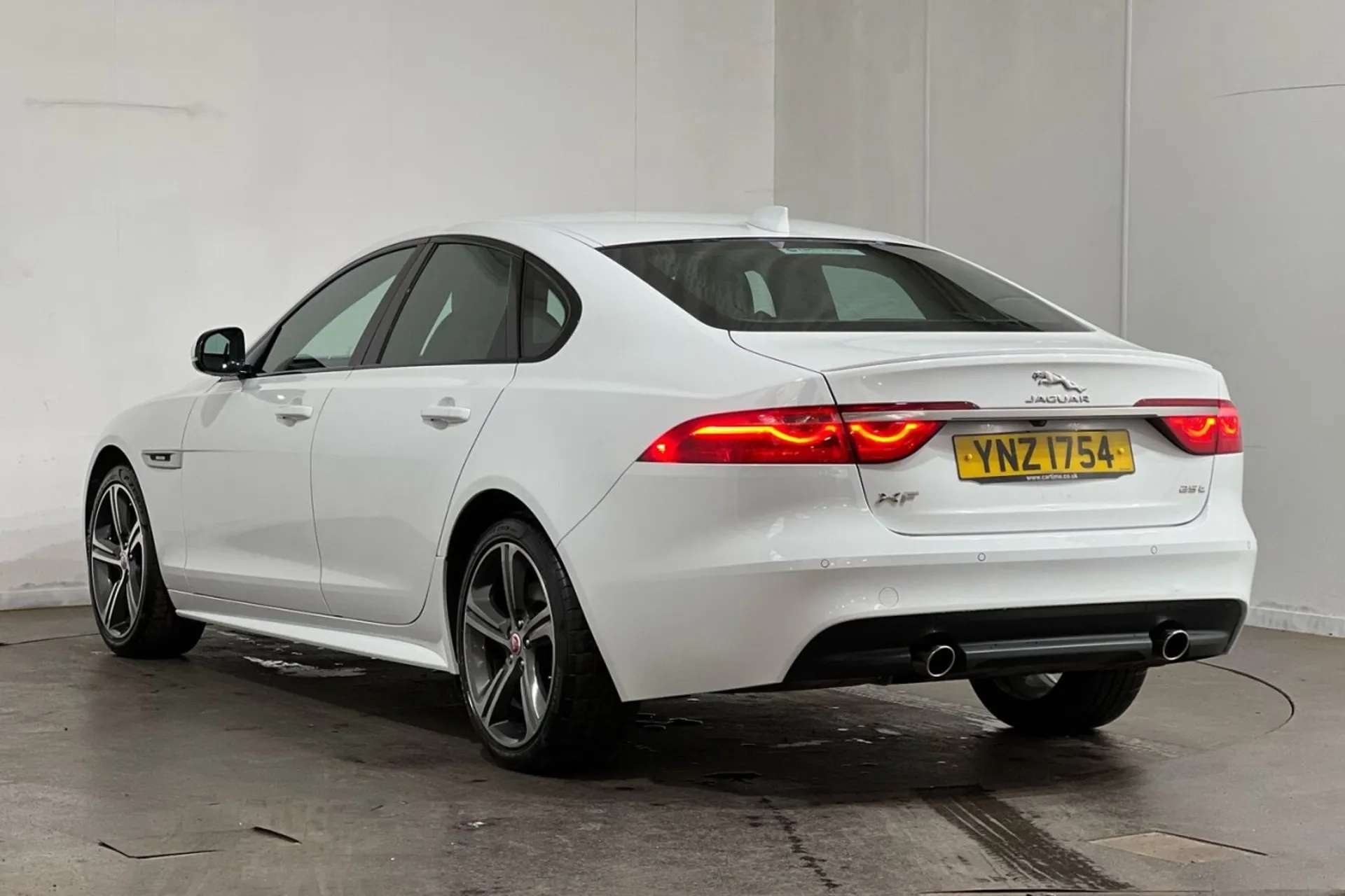 2018 JAGUAR XF 2018 JAGUAR XF