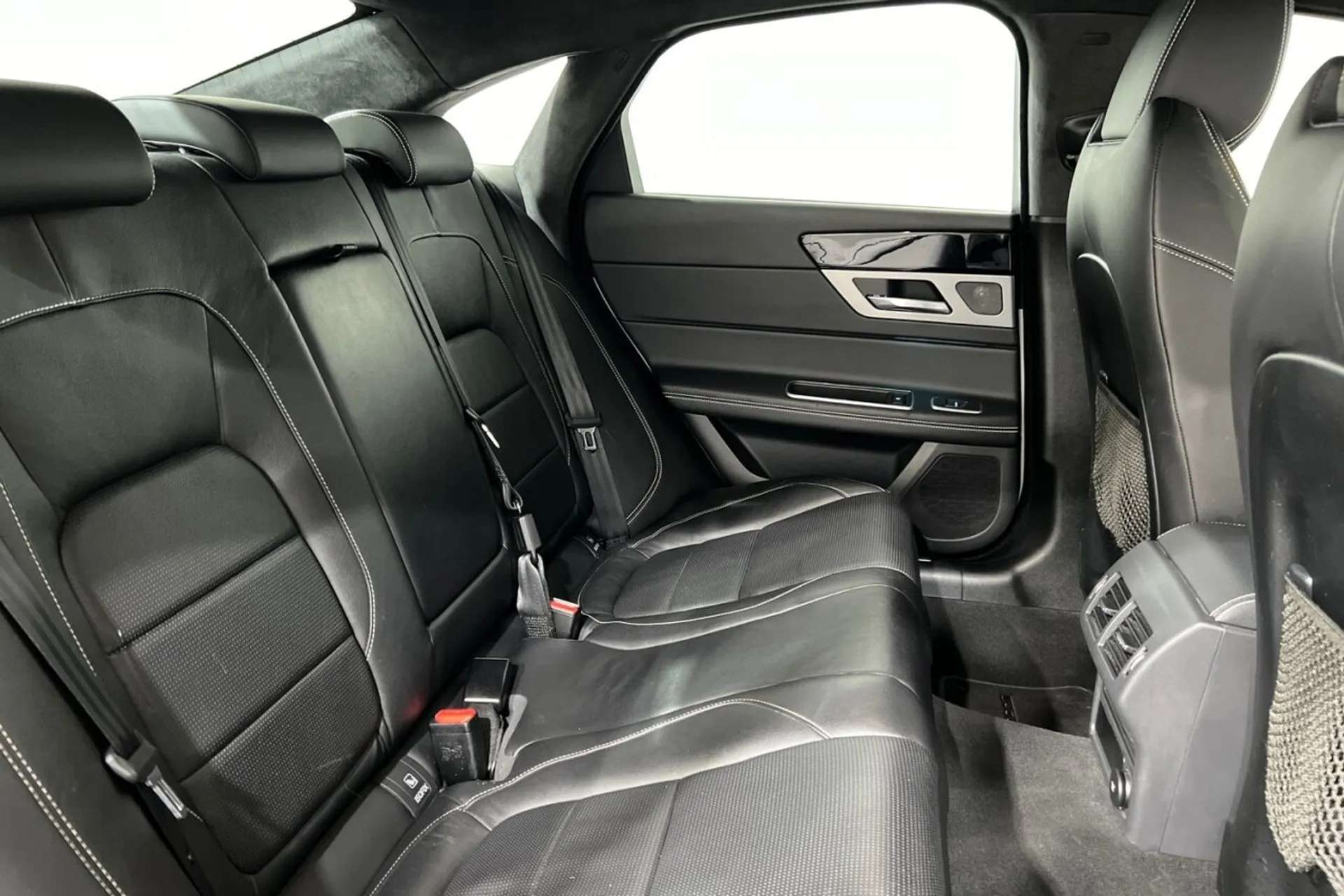 2018 JAGUAR XF 2018 JAGUAR XF