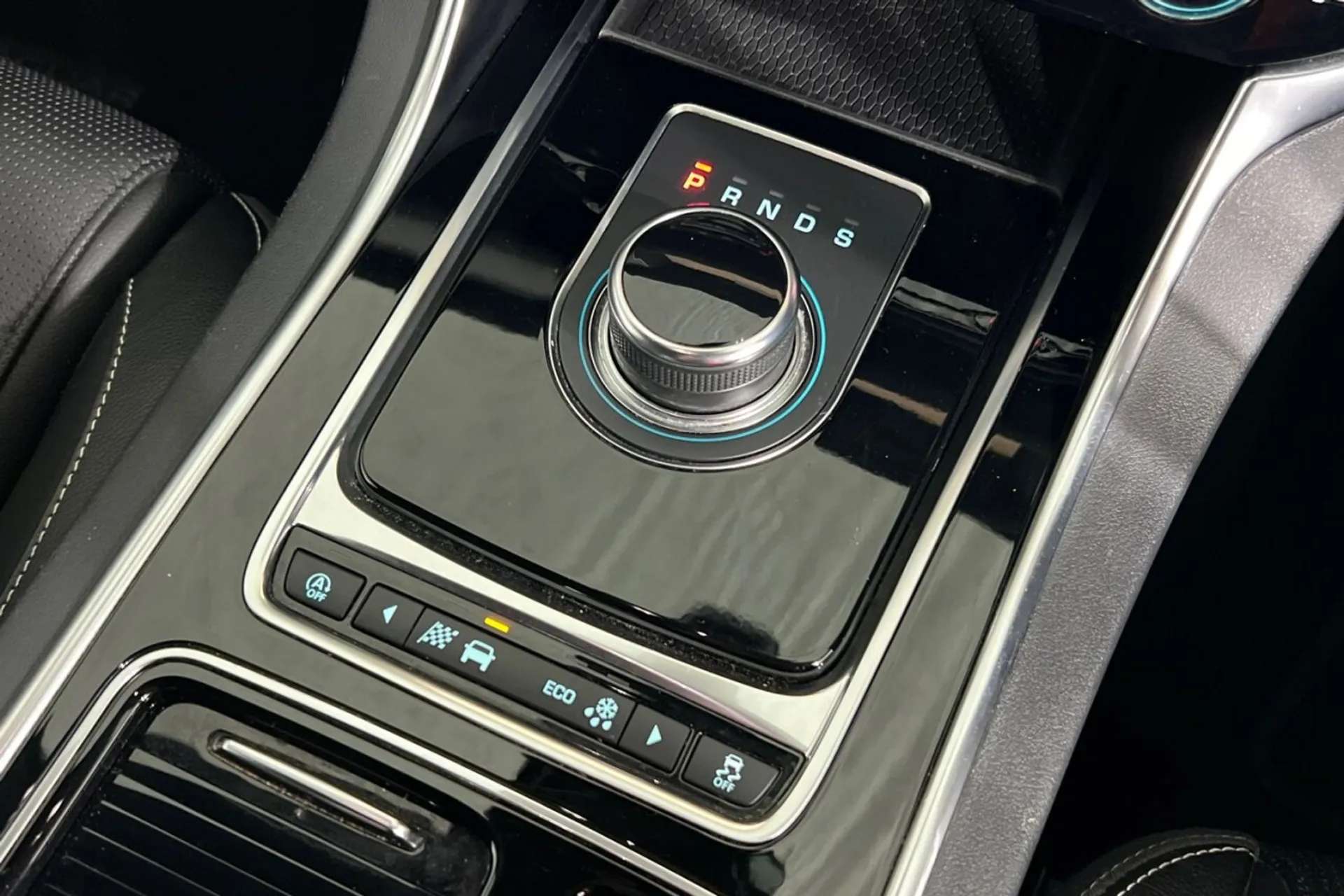 2018 JAGUAR XF 2018 JAGUAR XF