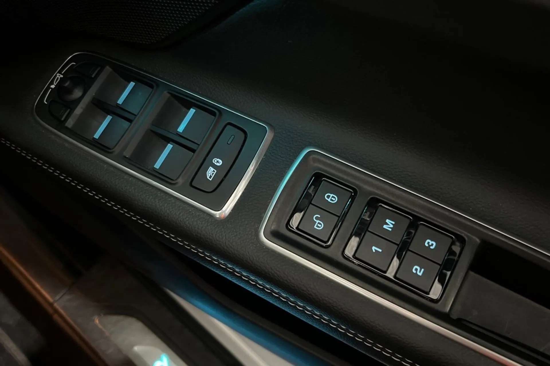 2018 JAGUAR XF 2018 JAGUAR XF