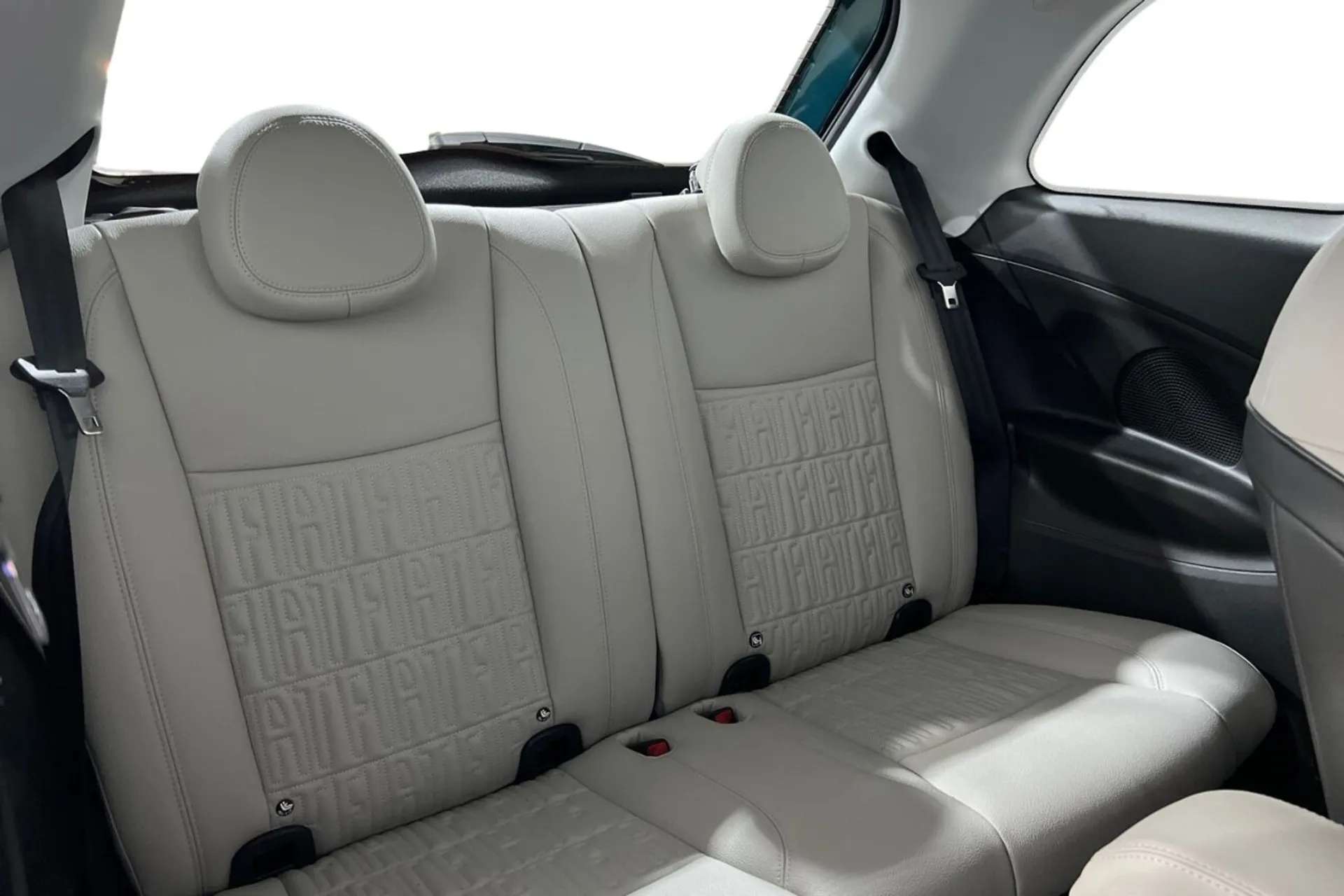 2021 FIAT 500E 2021 FIAT 500E