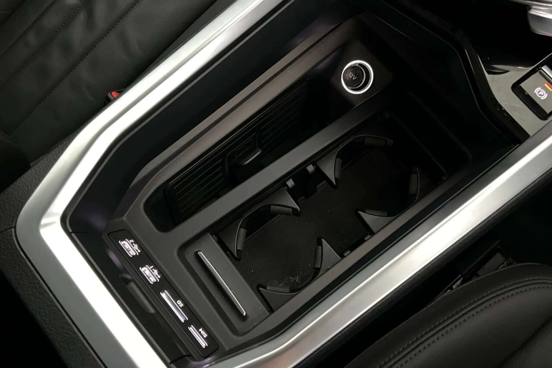 2020 AUDI E-TRON 2020 AUDI E-TRON