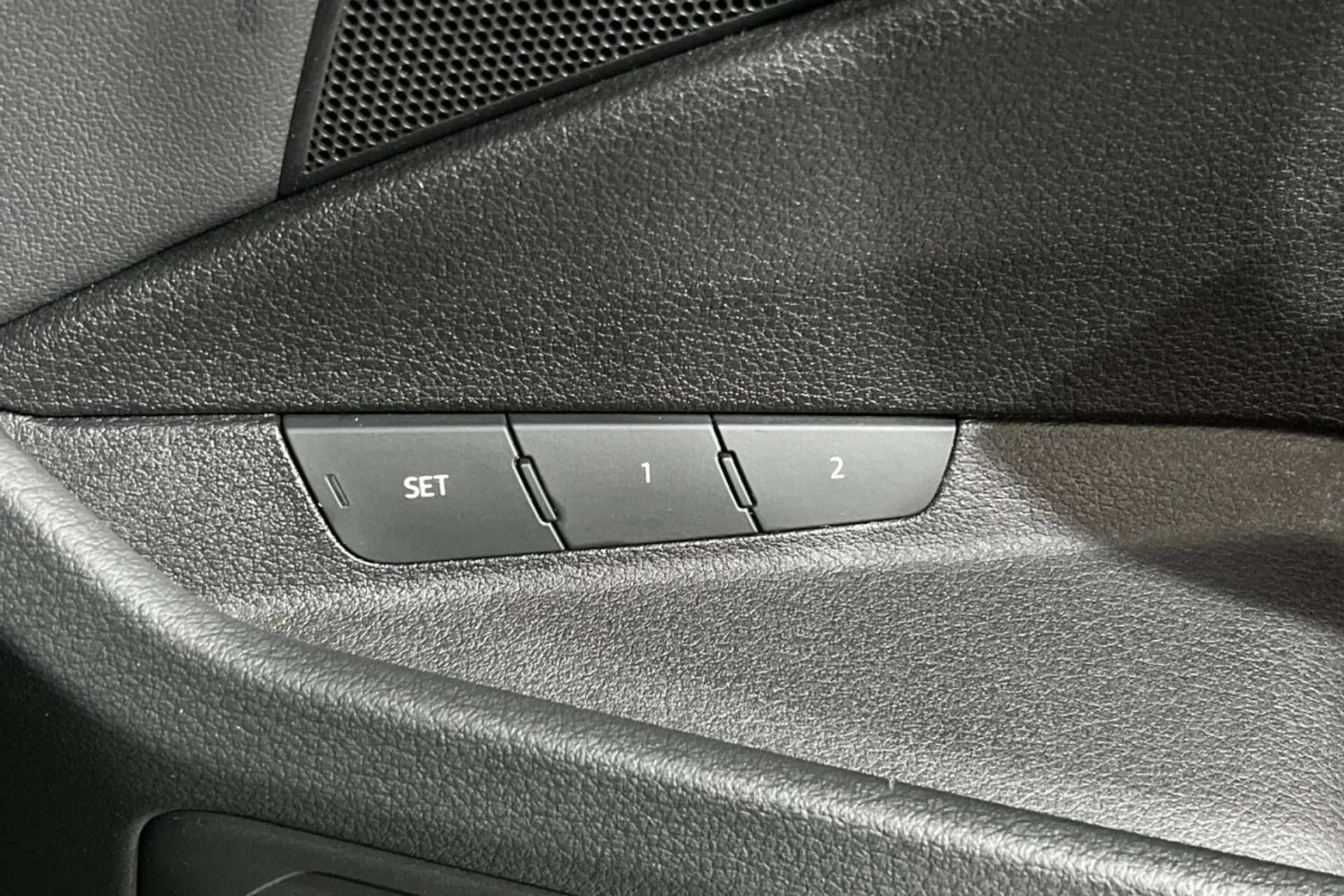 2020 AUDI E-TRON 2020 AUDI E-TRON