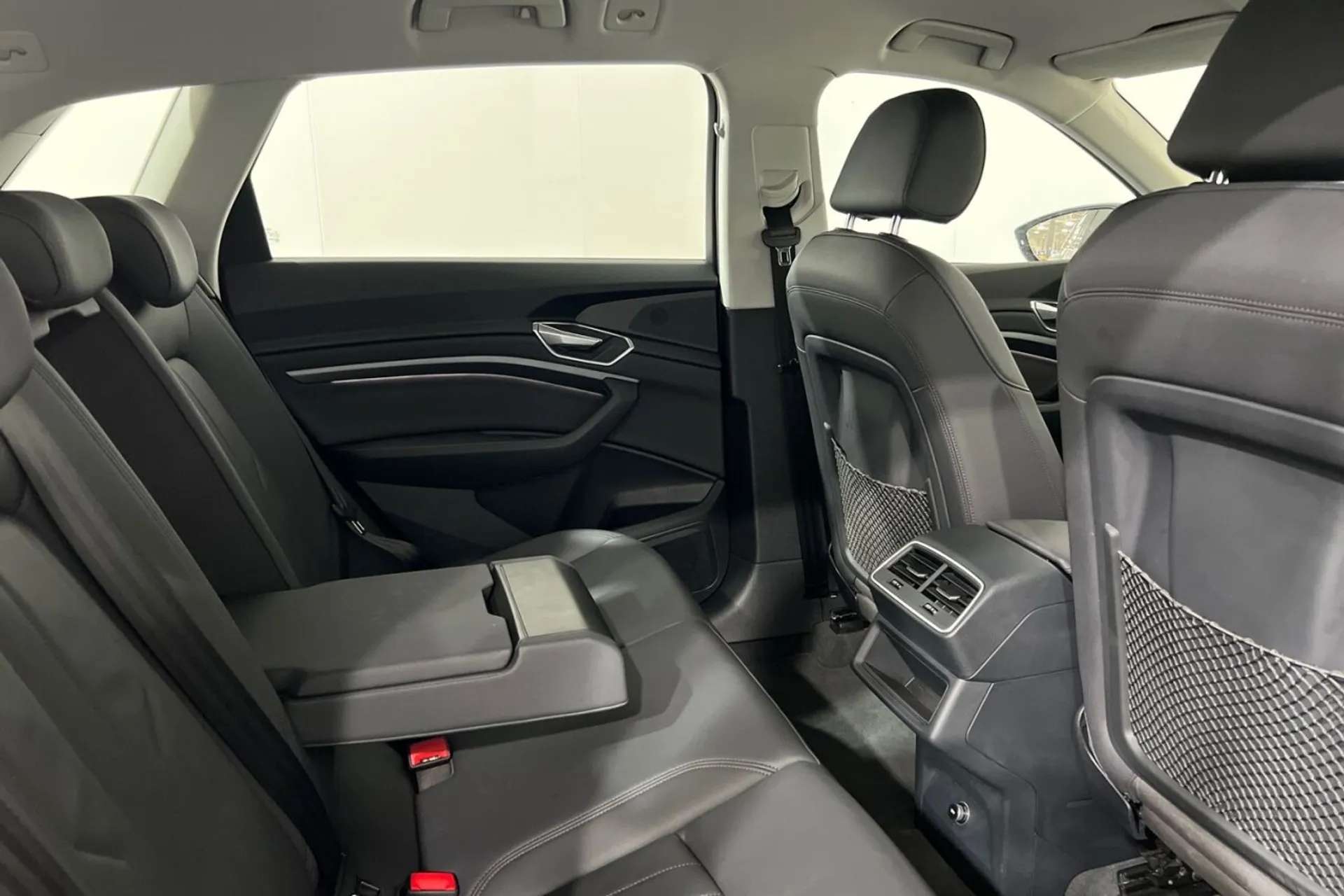 2020 AUDI E-TRON 2020 AUDI E-TRON