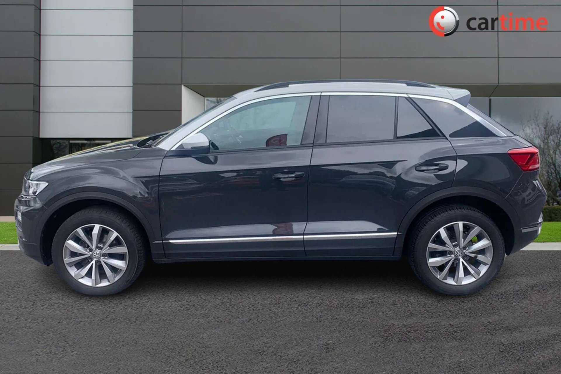 A 2019 VOLKSWAGEN T-ROC 1.6 DESIGN TDI 5d 114 BHP Parking Sensors, Adaptive Cruise Control, Car-Net App Connect, Touchscreen Display, Privacy Glass Urano Grey, 17In Alloy Whe A 2019 VOLKSWAGEN T-ROC 1.6 DESIGN TDI 5d 114 BHP Parking Sensors, Adaptive Cruise Control, Car-Net App Connect, Touchscreen Display, Privacy Glass Urano Grey, 17In Alloy Whe