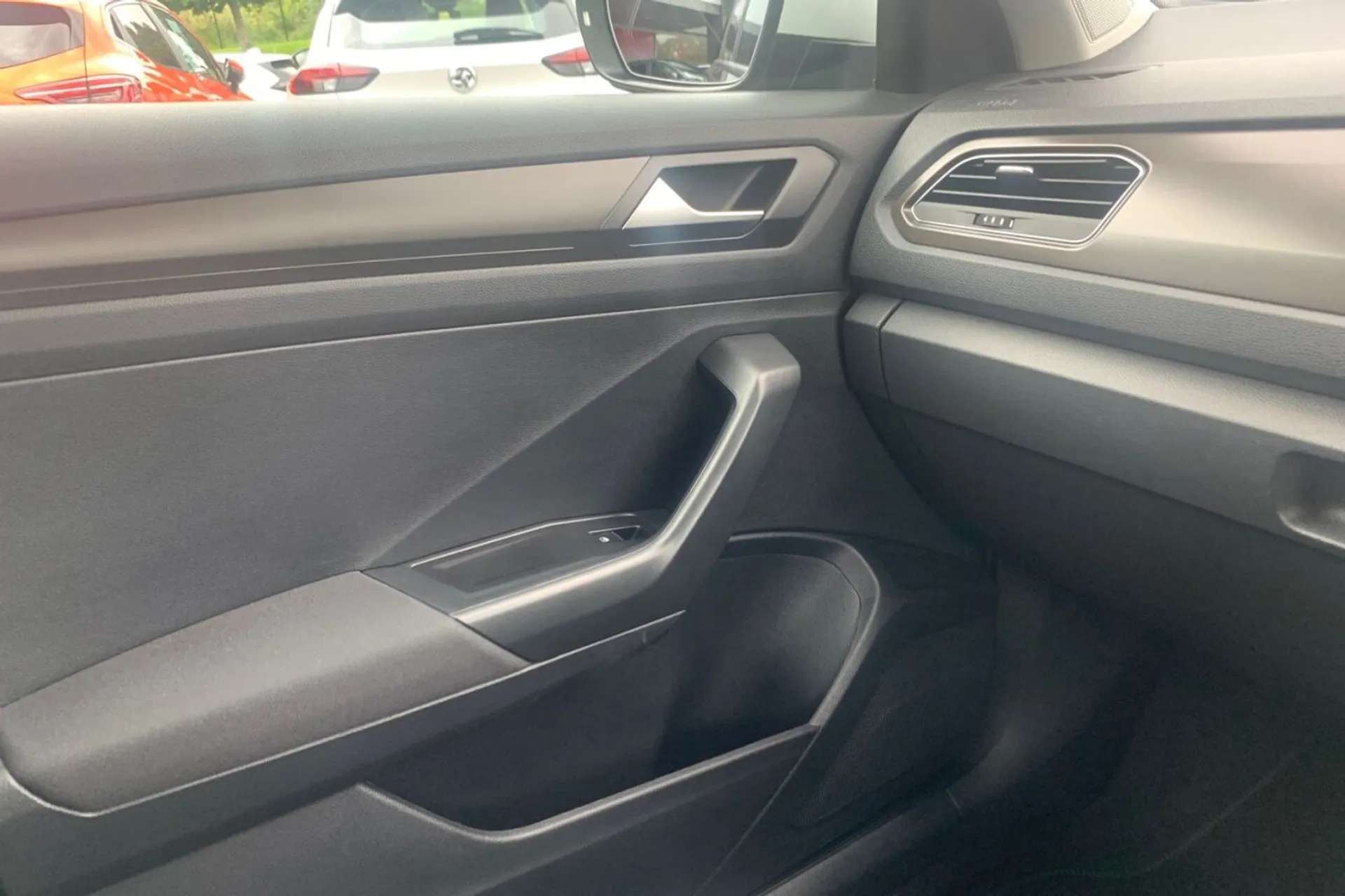 2019 VOLKSWAGEN T-ROC 2019 VOLKSWAGEN T-ROC