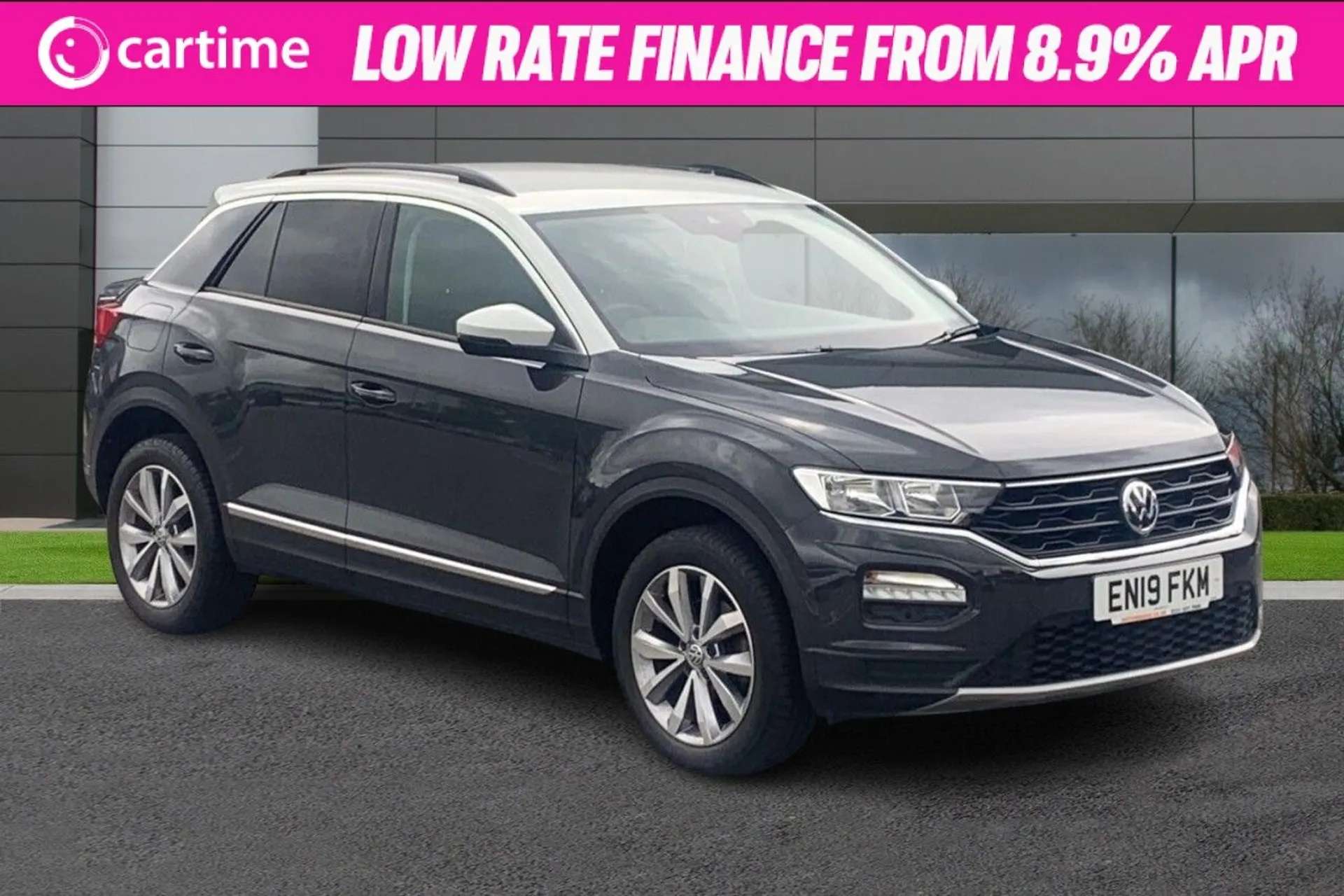 A 2019 VOLKSWAGEN T-ROC 1.6 DESIGN TDI 5d 114 BHP Parking Sensors, Adaptive Cruise Control, Car-Net App Connect, Touchscreen Display, Privacy Glass Urano Grey, 17In Alloy Whe A 2019 VOLKSWAGEN T-ROC 1.6 DESIGN TDI 5d 114 BHP Parking Sensors, Adaptive Cruise Control, Car-Net App Connect, Touchscreen Display, Privacy Glass Urano Grey, 17In Alloy Whe