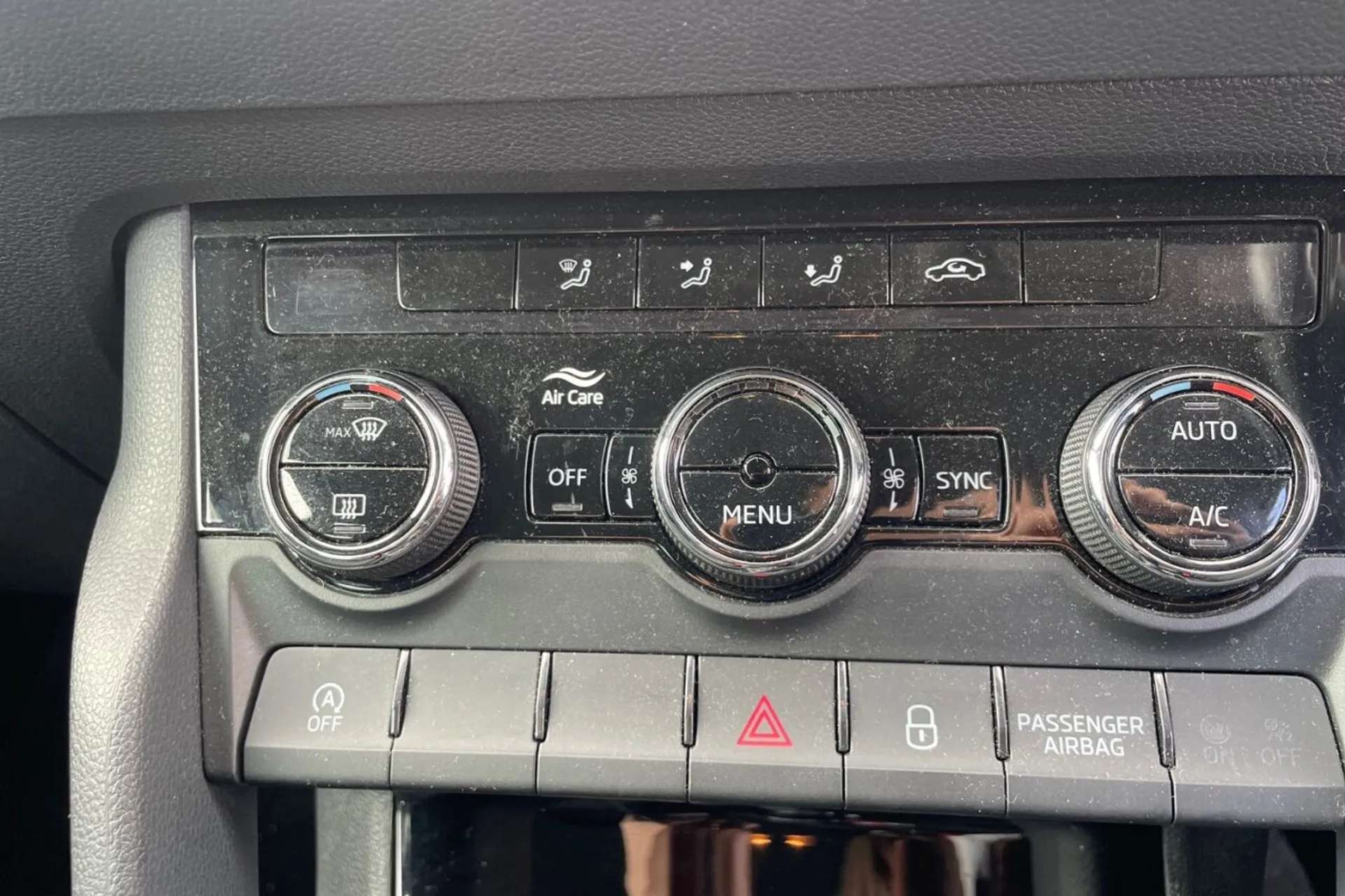 2020 SKODA KAROQ 2020 SKODA KAROQ