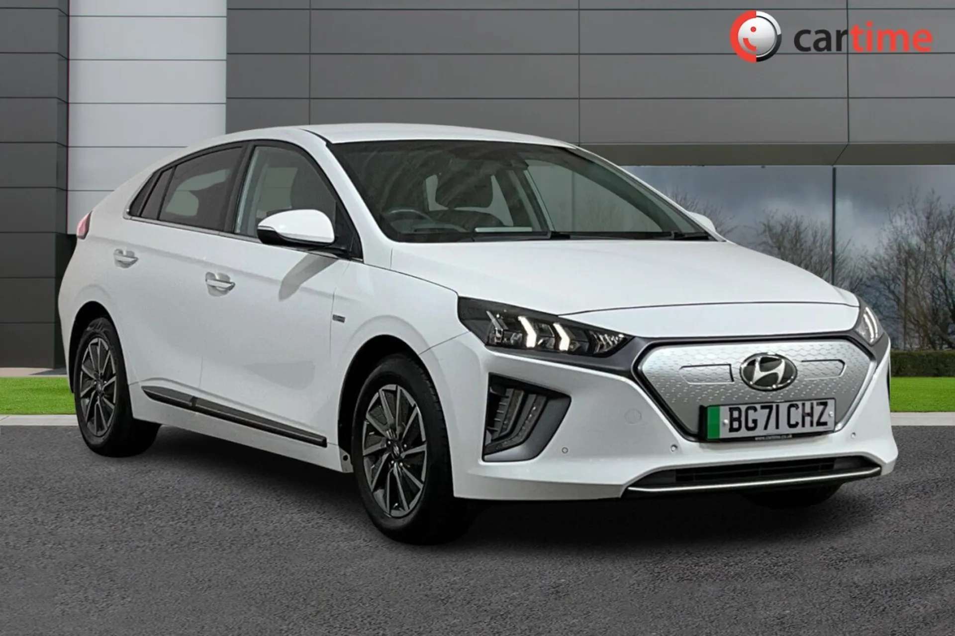 A 2021 HYUNDAI IONIQ PREMIUM SE 5d 135 BHP Heated Front/Rear Seats, 10-Inch Navigation Display, Wireless Mobile Charging, Heated Steering Wheel, High Beam Assist Polar Whi A 2021 HYUNDAI IONIQ PREMIUM SE 5d 135 BHP Heated Front/Rear Seats, 10-Inch Navigation Display, Wireless Mobile Charging, Heated Steering Wheel, High Beam Assist Polar Whi