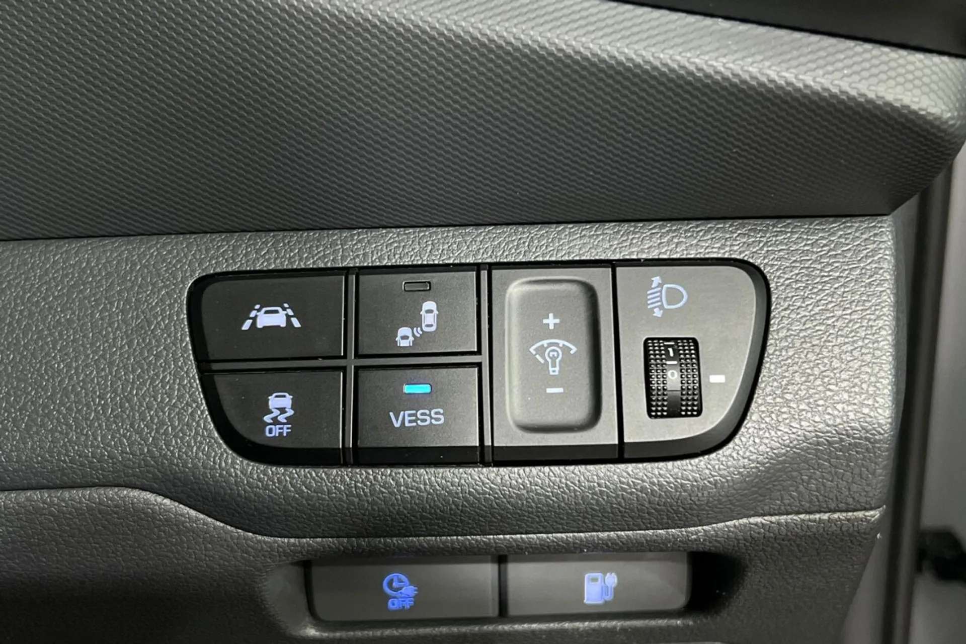 2021 HYUNDAI IONIQ 2021 HYUNDAI IONIQ