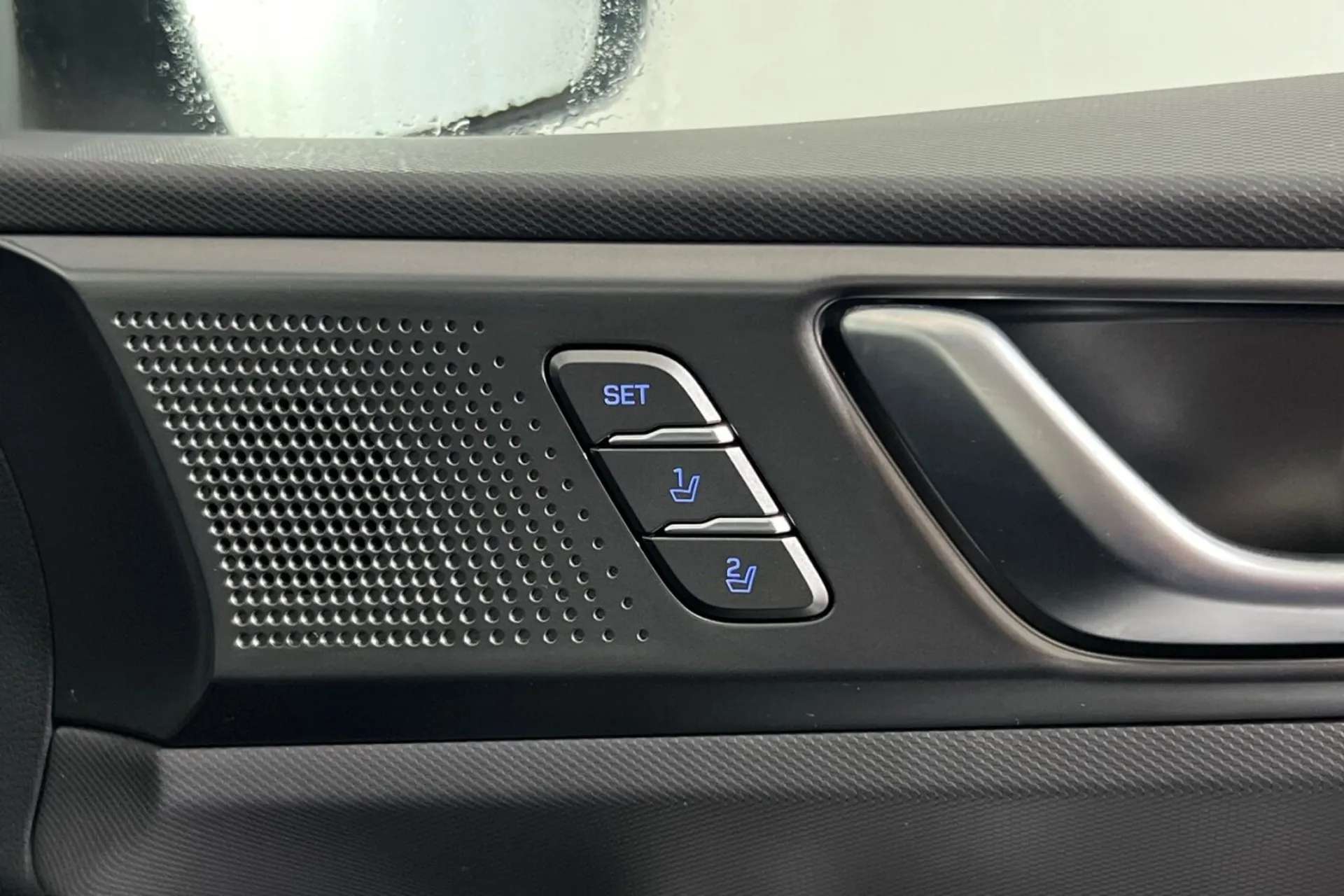 2021 HYUNDAI IONIQ 2021 HYUNDAI IONIQ