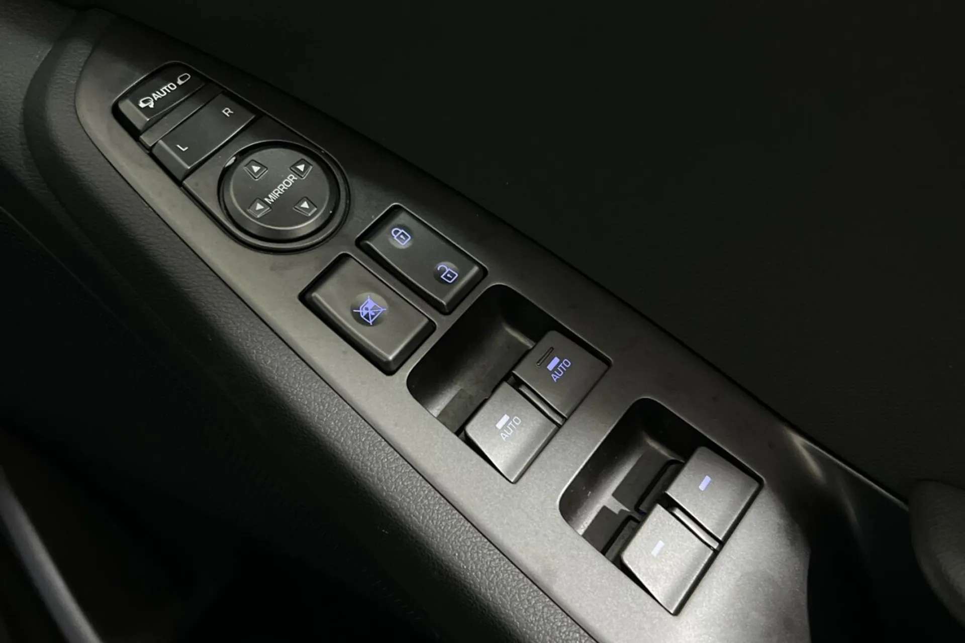 2021 HYUNDAI IONIQ 2021 HYUNDAI IONIQ