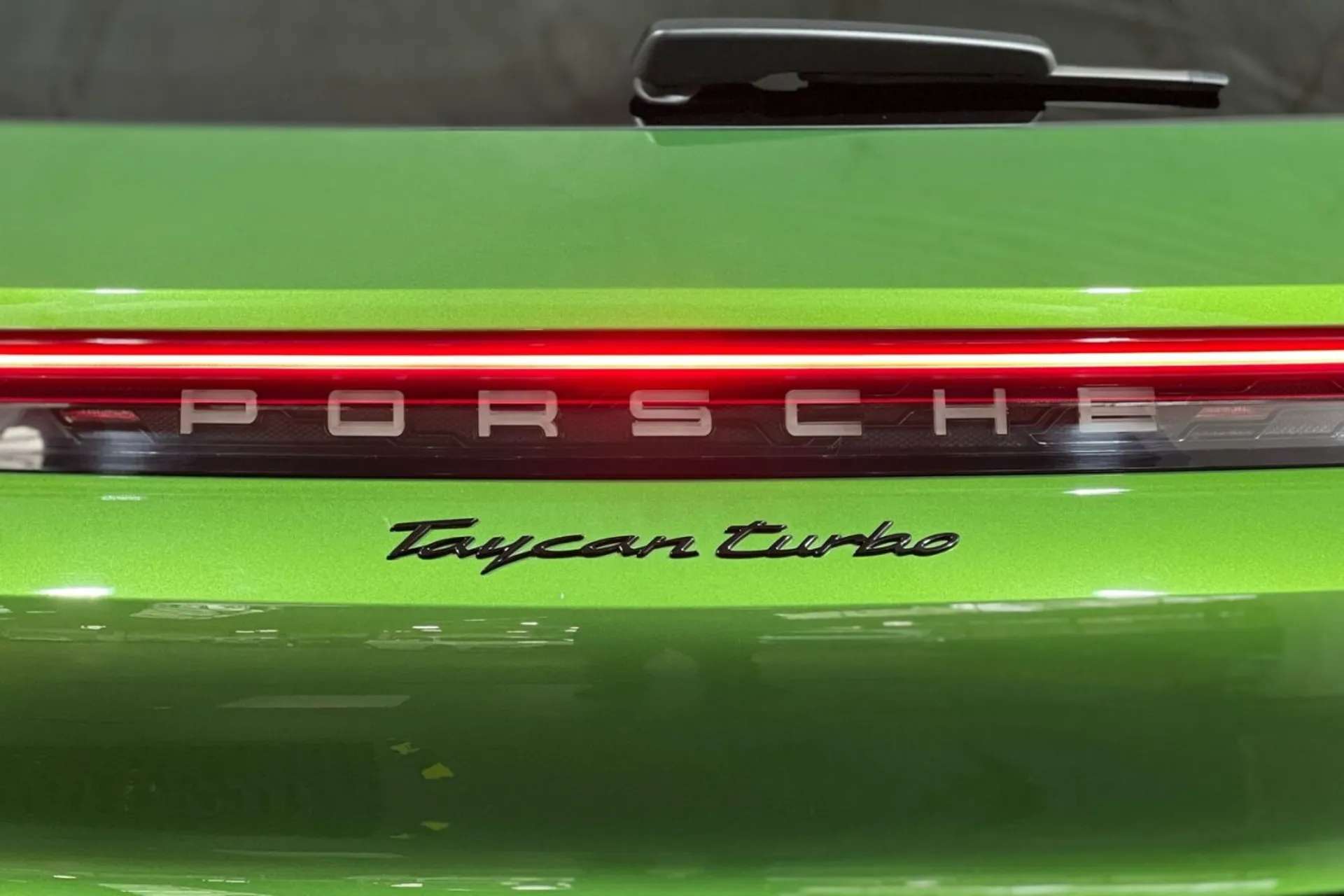 2021 PORSCHE TAYCAN 2021 PORSCHE TAYCAN