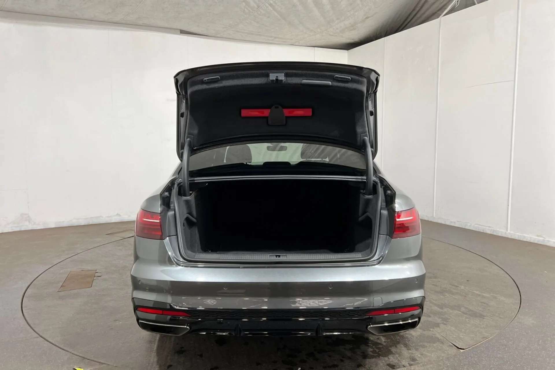 2023 AUDI A4 2023 AUDI A4