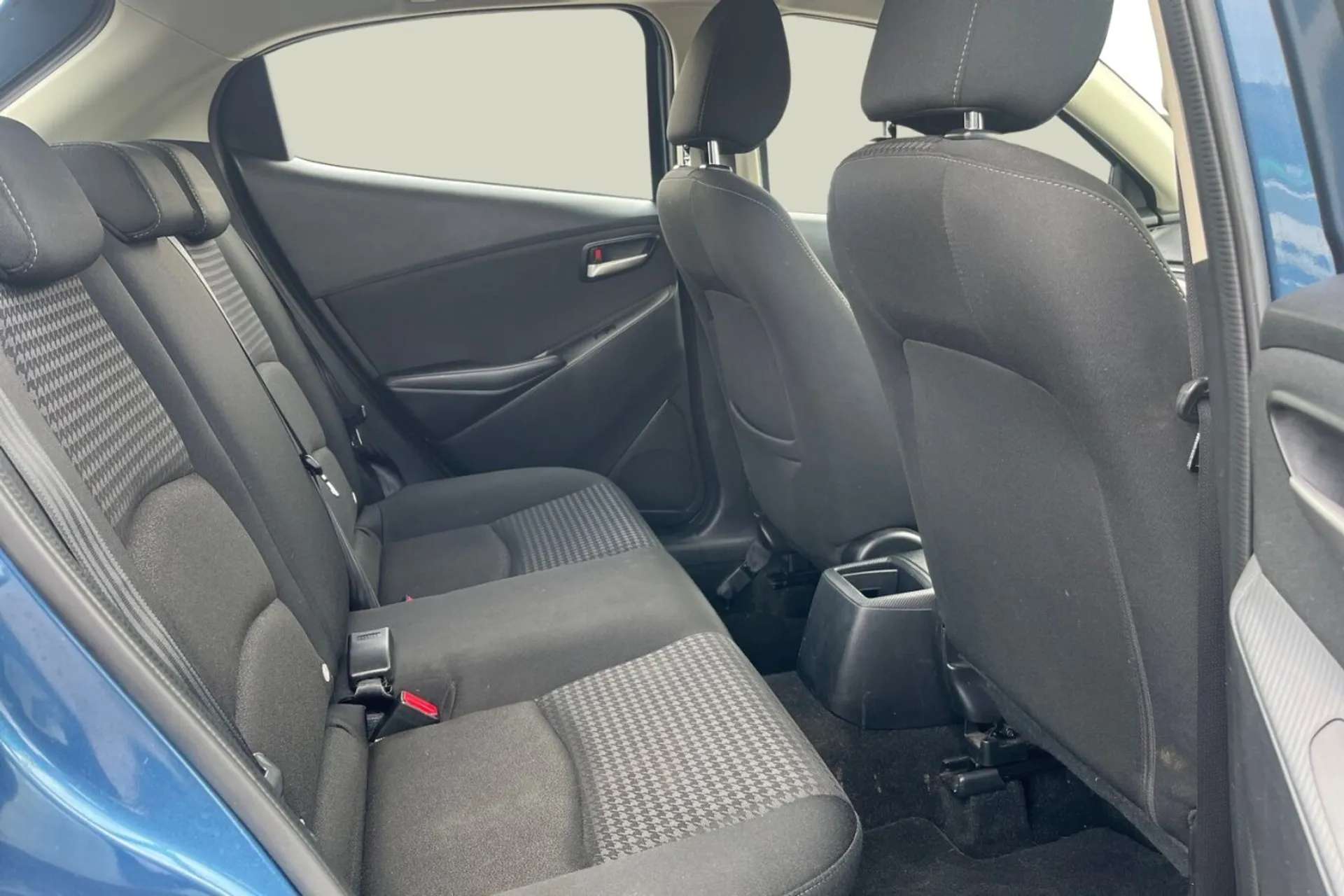 2019 MAZDA MAZDA2 2019 MAZDA MAZDA2