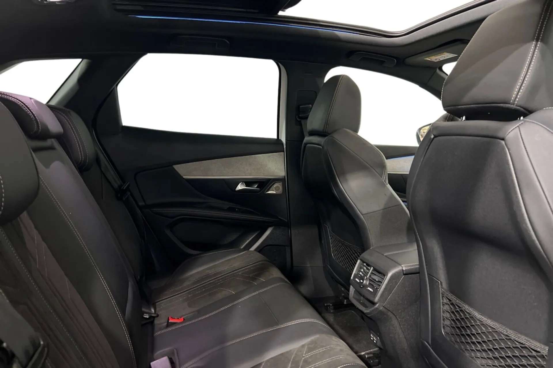 2022 PEUGEOT 3008 2022 PEUGEOT 3008