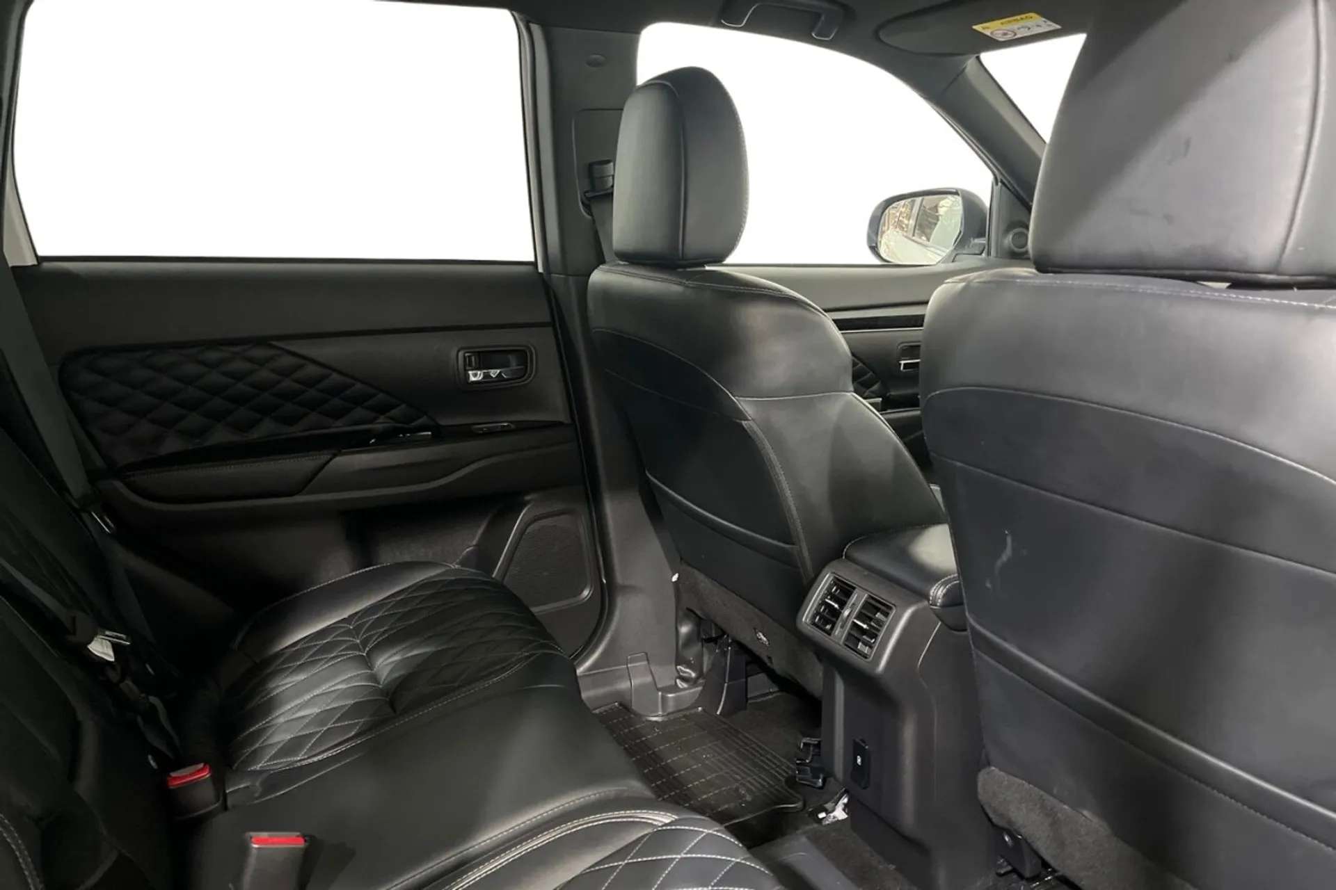 2021 MITSUBISHI OUTLANDER 2021 MITSUBISHI OUTLANDER