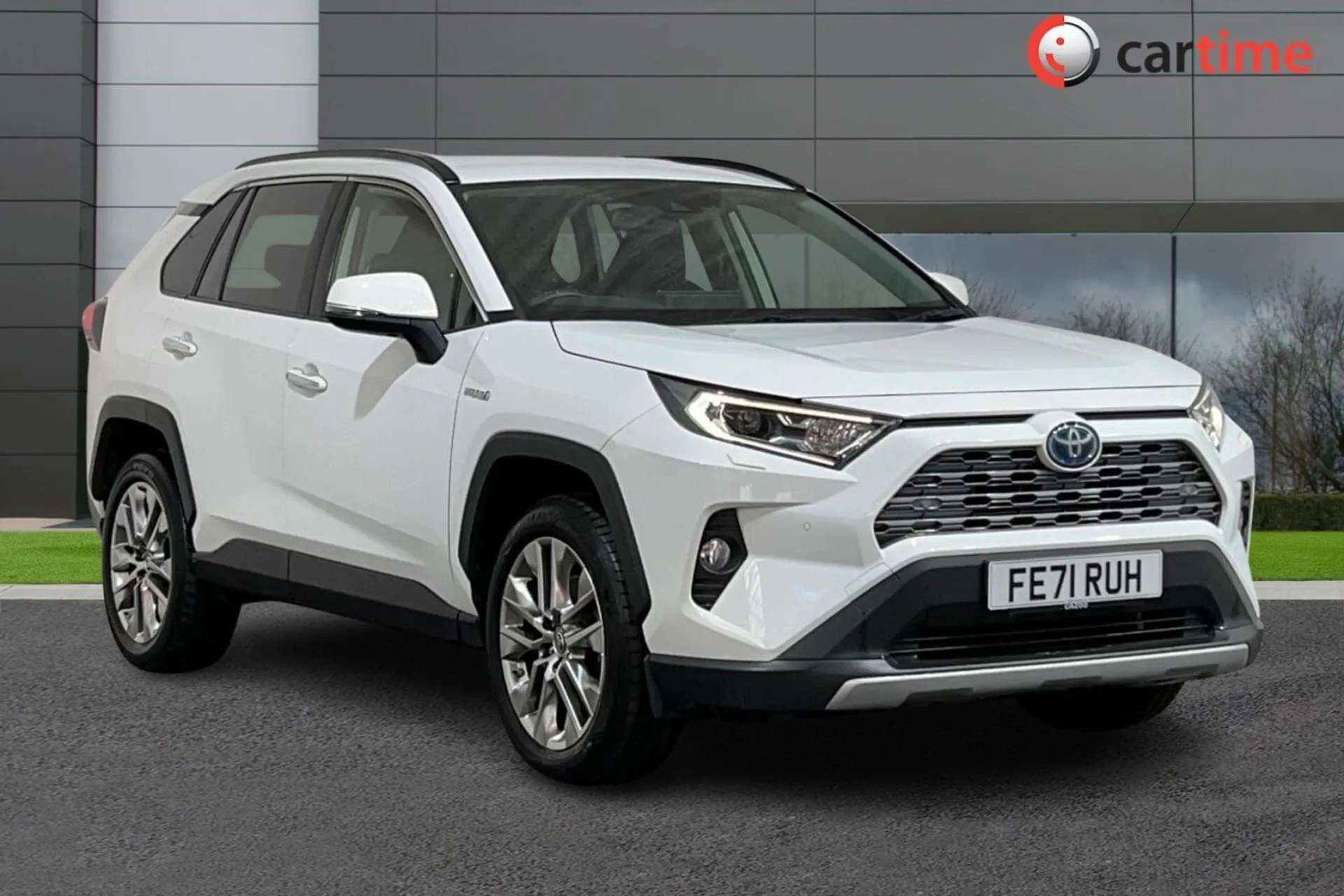 A 2021 TOYOTA RAV4 2.5 VVT-I EXCEL 5d 219 BHP 8in Multimedia Display, Rear Camera Display, Apple CarPlay - Android Auto, DAB Digital Radio, Full Leather Seating Pure Whi A 2021 TOYOTA RAV4 2.5 VVT-I EXCEL 5d 219 BHP 8in Multimedia Display, Rear Camera Display, Apple CarPlay - Android Auto, DAB Digital Radio, Full Leather Seating Pure Whi