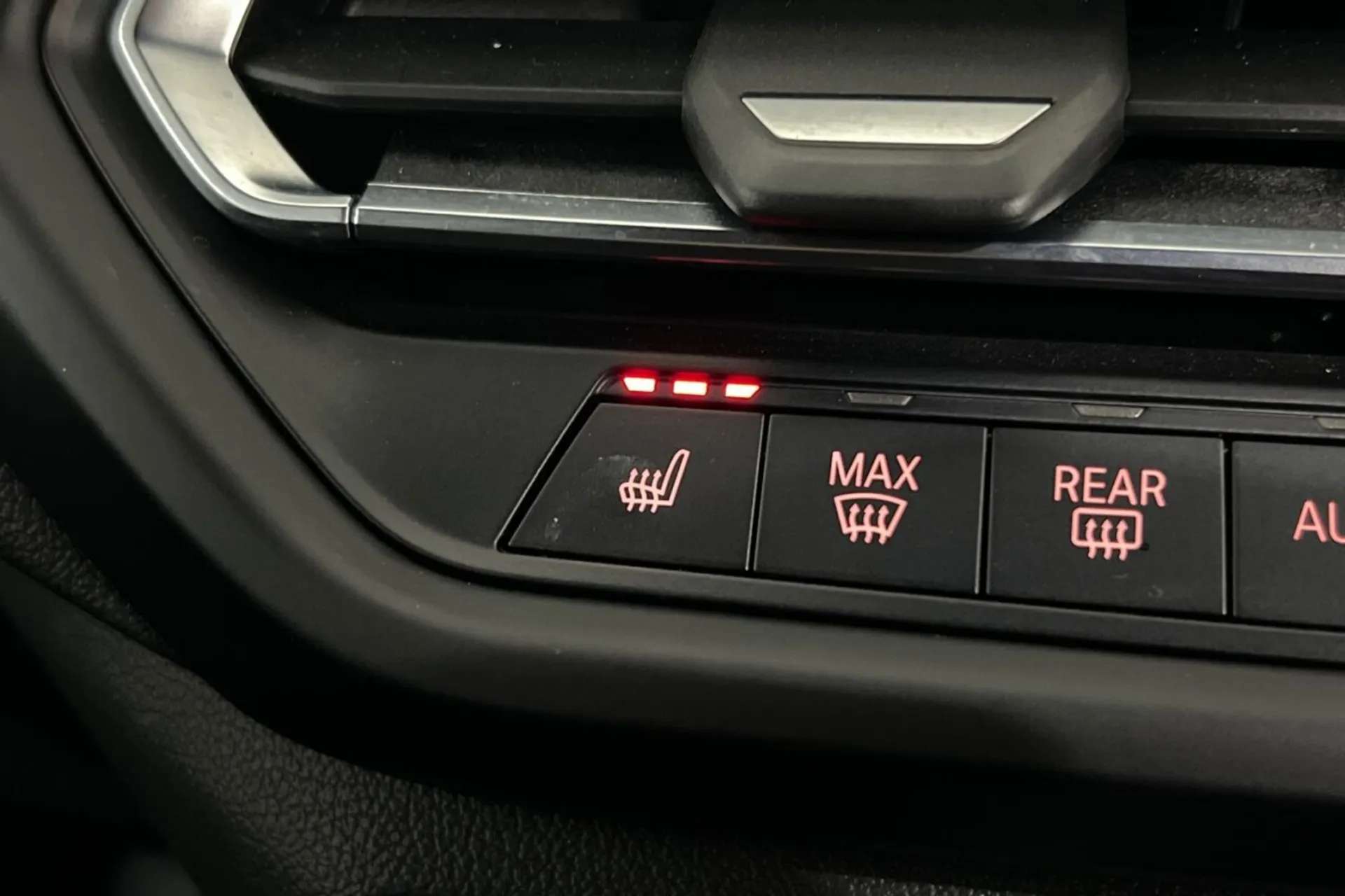 2020 BMW 1 SERIES 2020 BMW 1 SERIES