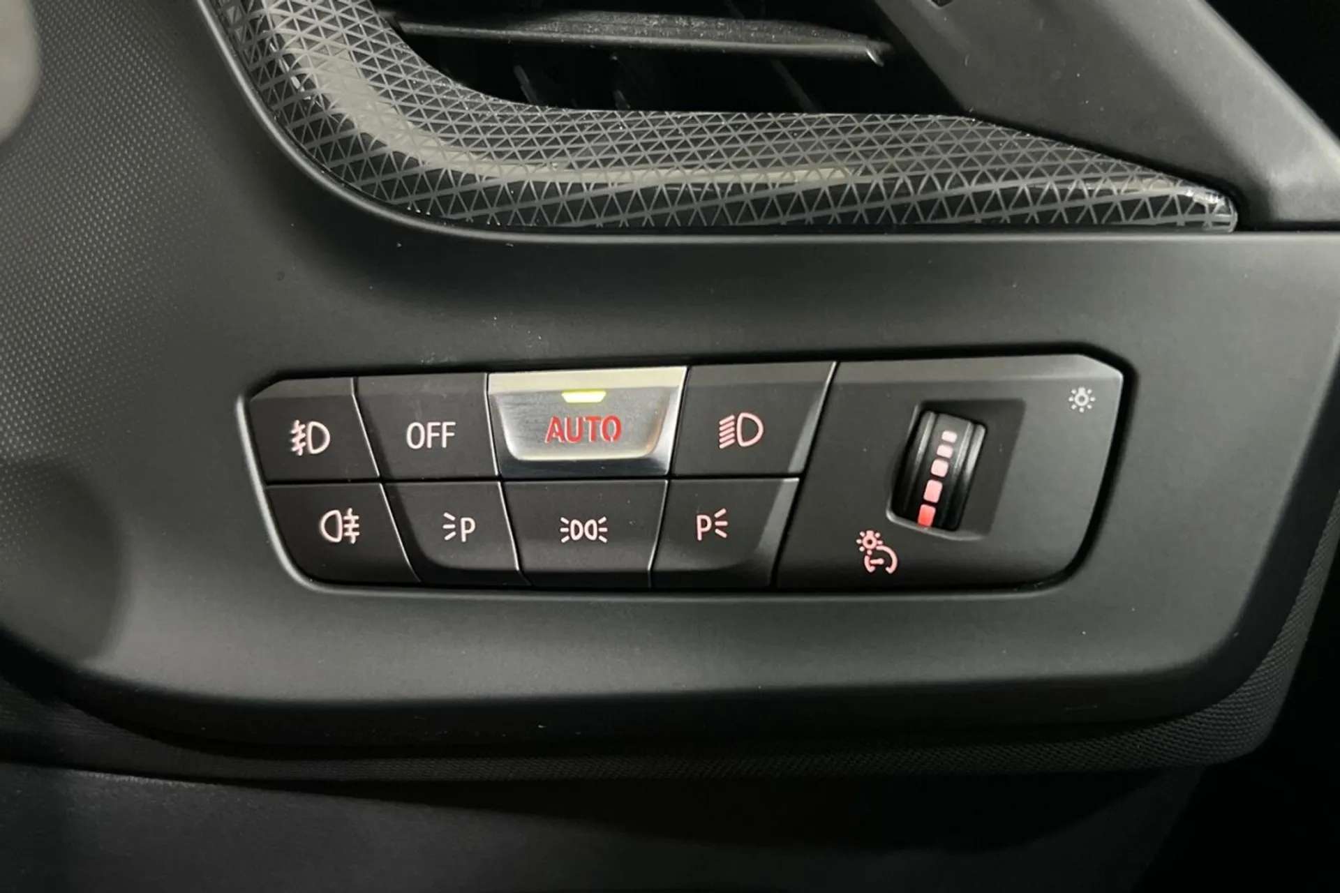 2020 BMW 1 SERIES 2020 BMW 1 SERIES