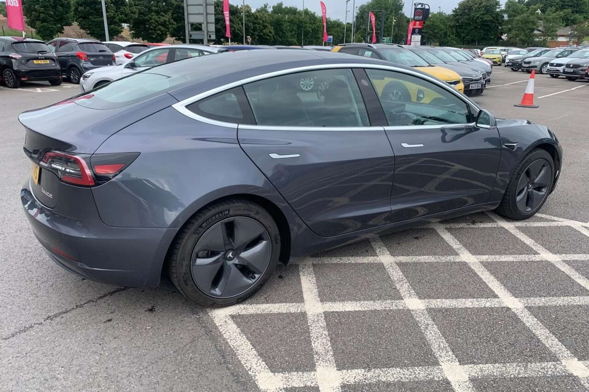 2019 TESLA MODEL 3 2019 TESLA MODEL 3