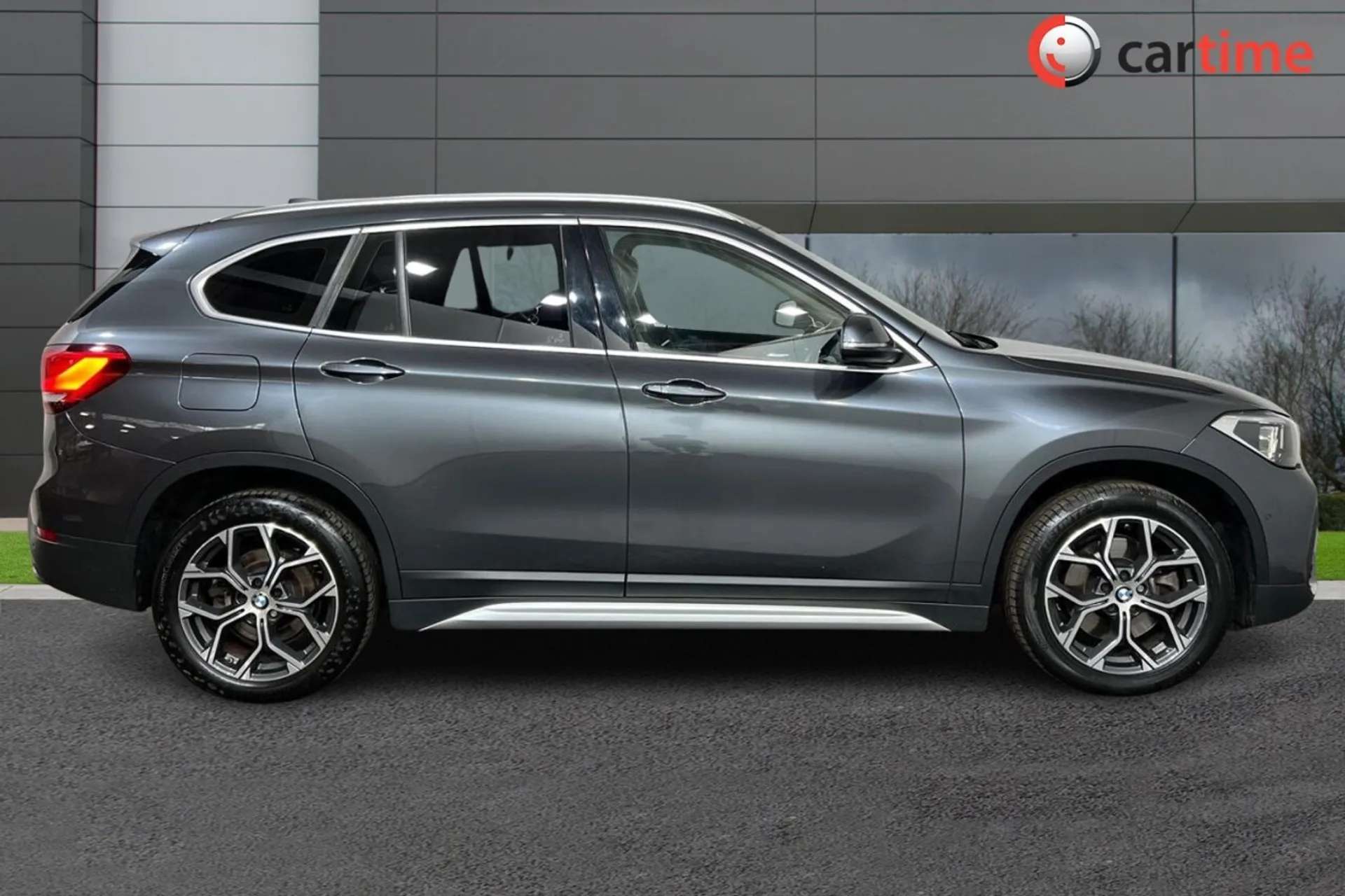 A 2022 BMW X1 2.0 SDRIVE20I XLINE 5d 176 BHP 8.3in Satellite Navigation Screen, Rear Parking Sensors, Heated Leather Seats, DAB / Bluetooth / USB, Electric Tailgate A 2022 BMW X1 2.0 SDRIVE20I XLINE 5d 176 BHP 8.3in Satellite Navigation Screen, Rear Parking Sensors, Heated Leather Seats, DAB / Bluetooth / USB, Electric Tailgate