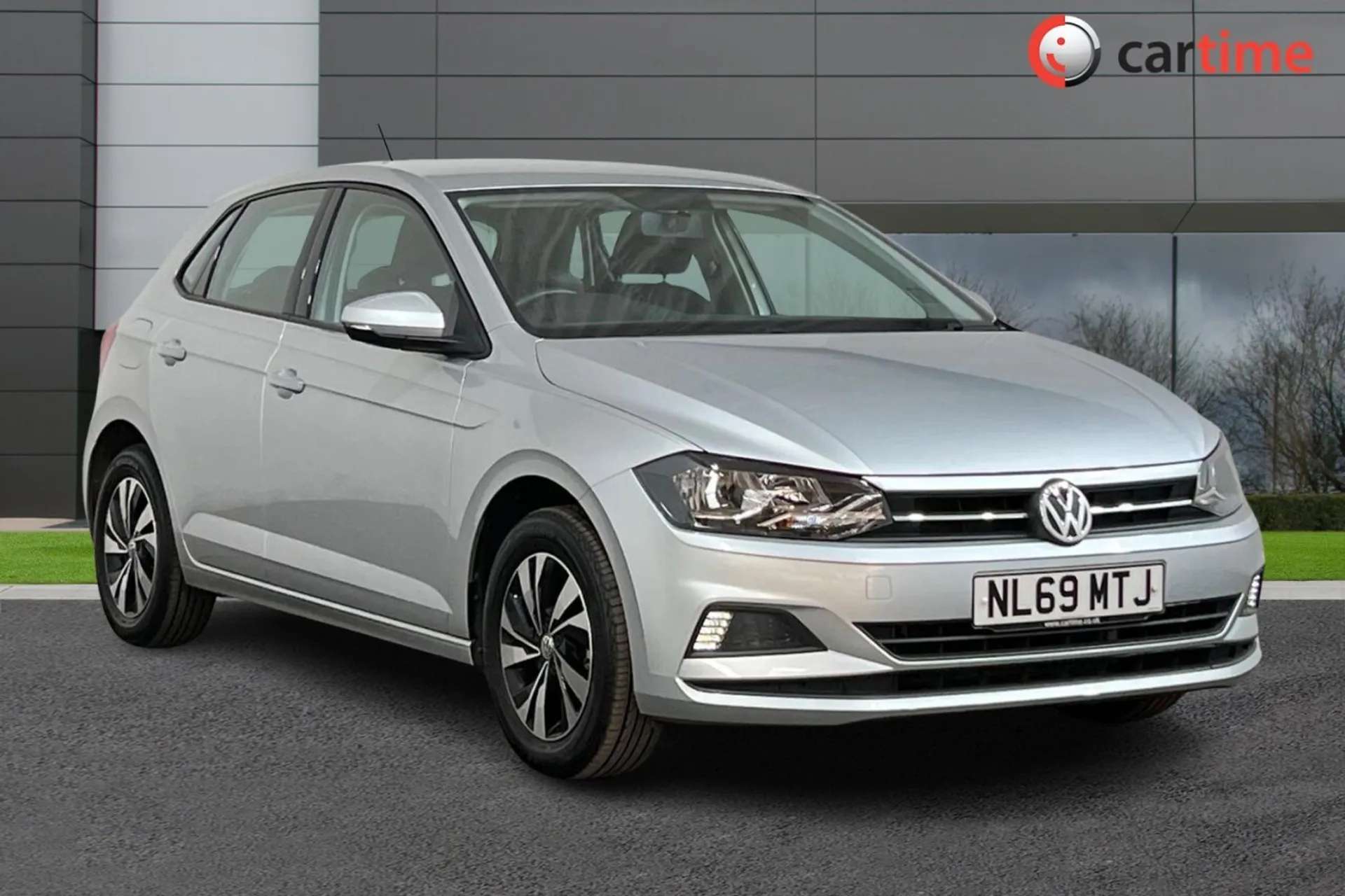 A 2019 VOLKSWAGEN POLO 1.0 SE TSI 5d 94 BHP 8in Touchscreen, Apple CarPlay / Android Auto, DAB / Bluetooth, Air Conditioning, 15in Alloys 15in Alloys, Air Con A 2019 VOLKSWAGEN POLO 1.0 SE TSI 5d 94 BHP 8in Touchscreen, Apple CarPlay / Android Auto, DAB / Bluetooth, Air Conditioning, 15in Alloys 15in Alloys, Air Con