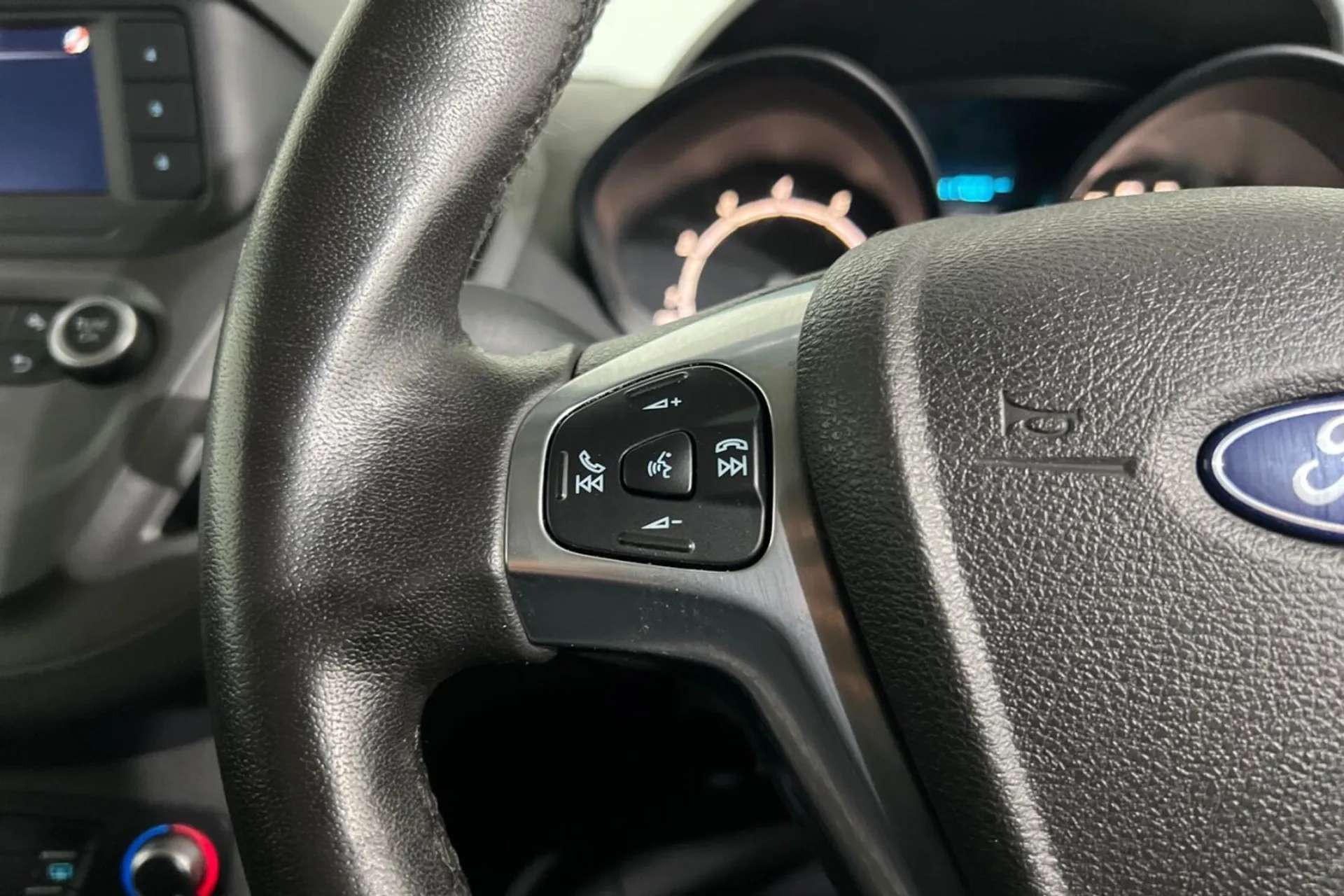 2020 FORD TRANSIT COURIER 2020 FORD TRANSIT COURIER