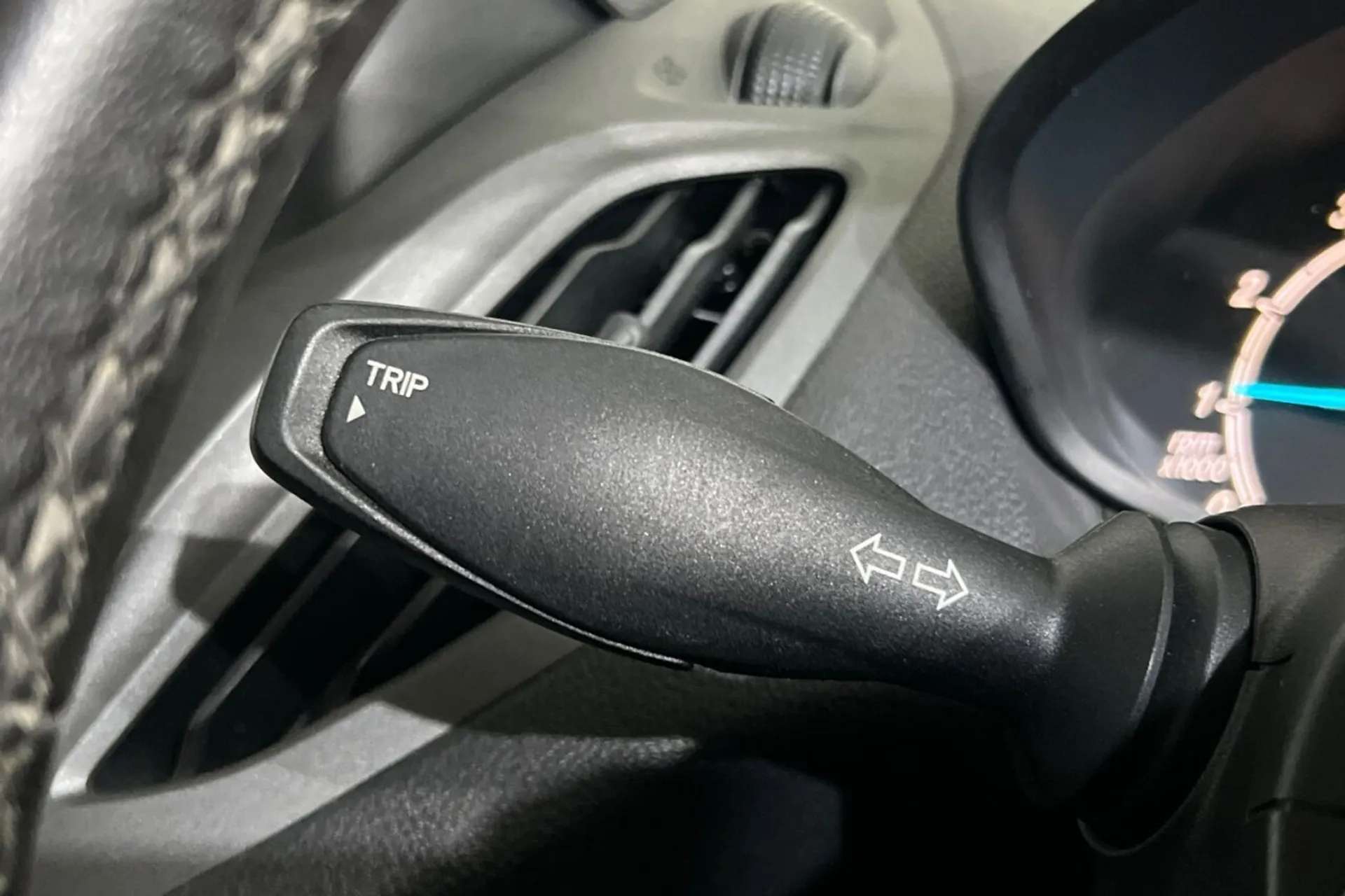 2020 FORD TRANSIT COURIER 2020 FORD TRANSIT COURIER