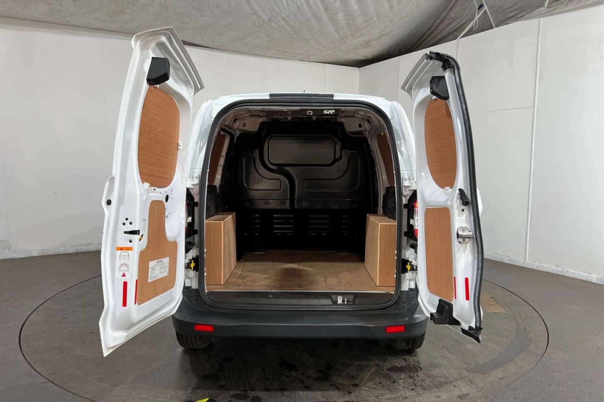 2020 FORD TRANSIT COURIER 2020 FORD TRANSIT COURIER