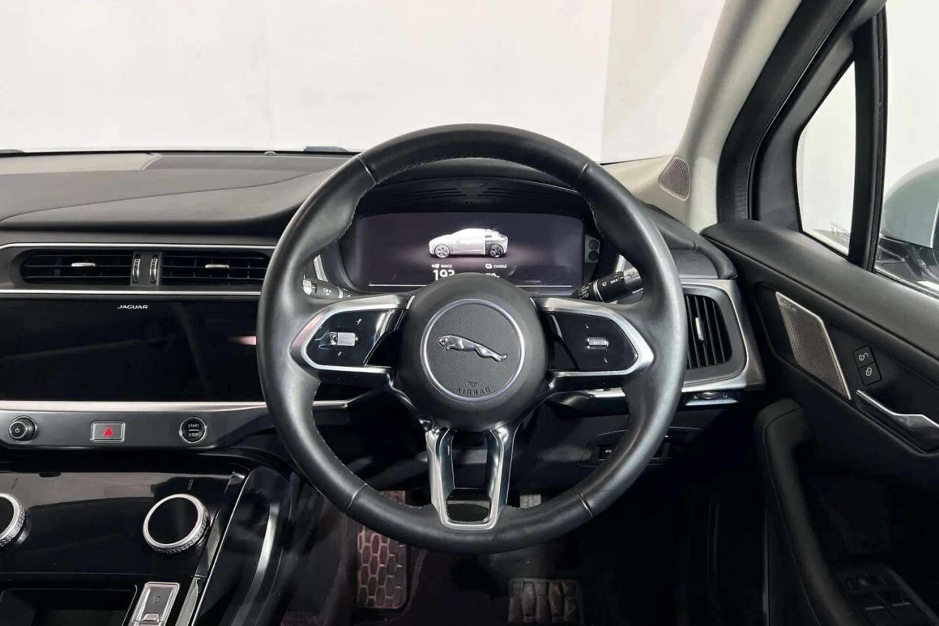 0 JAGUAR I-PACE 0 JAGUAR I-PACE