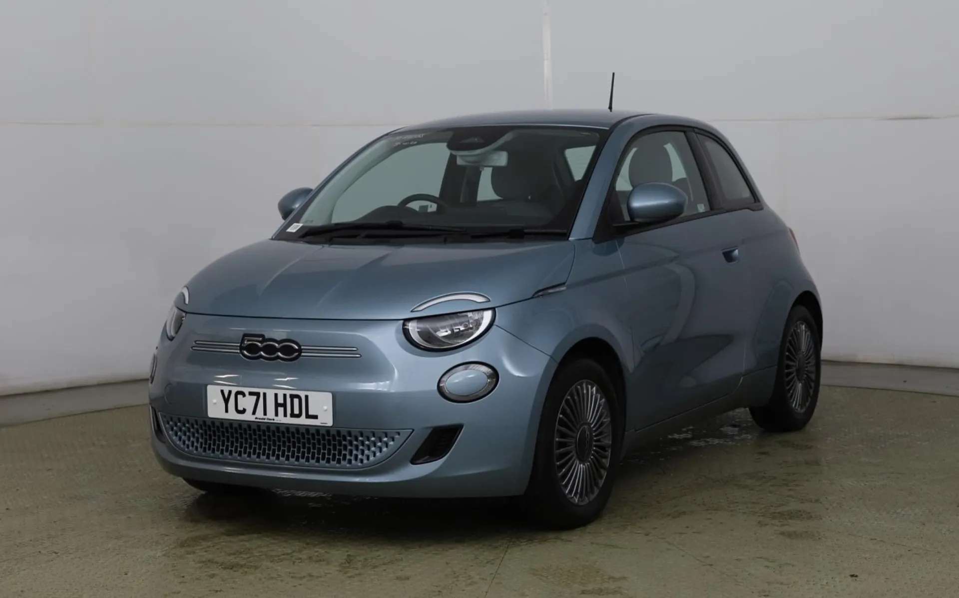 2021 FIAT 500E 2021 FIAT 500E