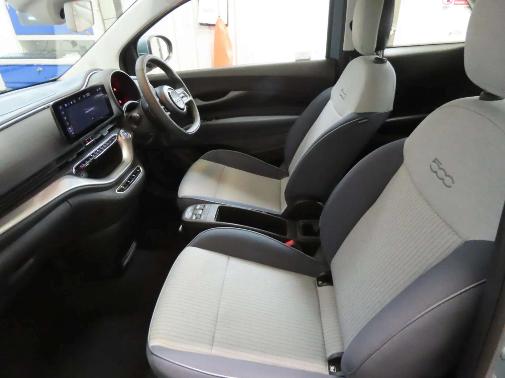 2021 FIAT 500E 2021 FIAT 500E