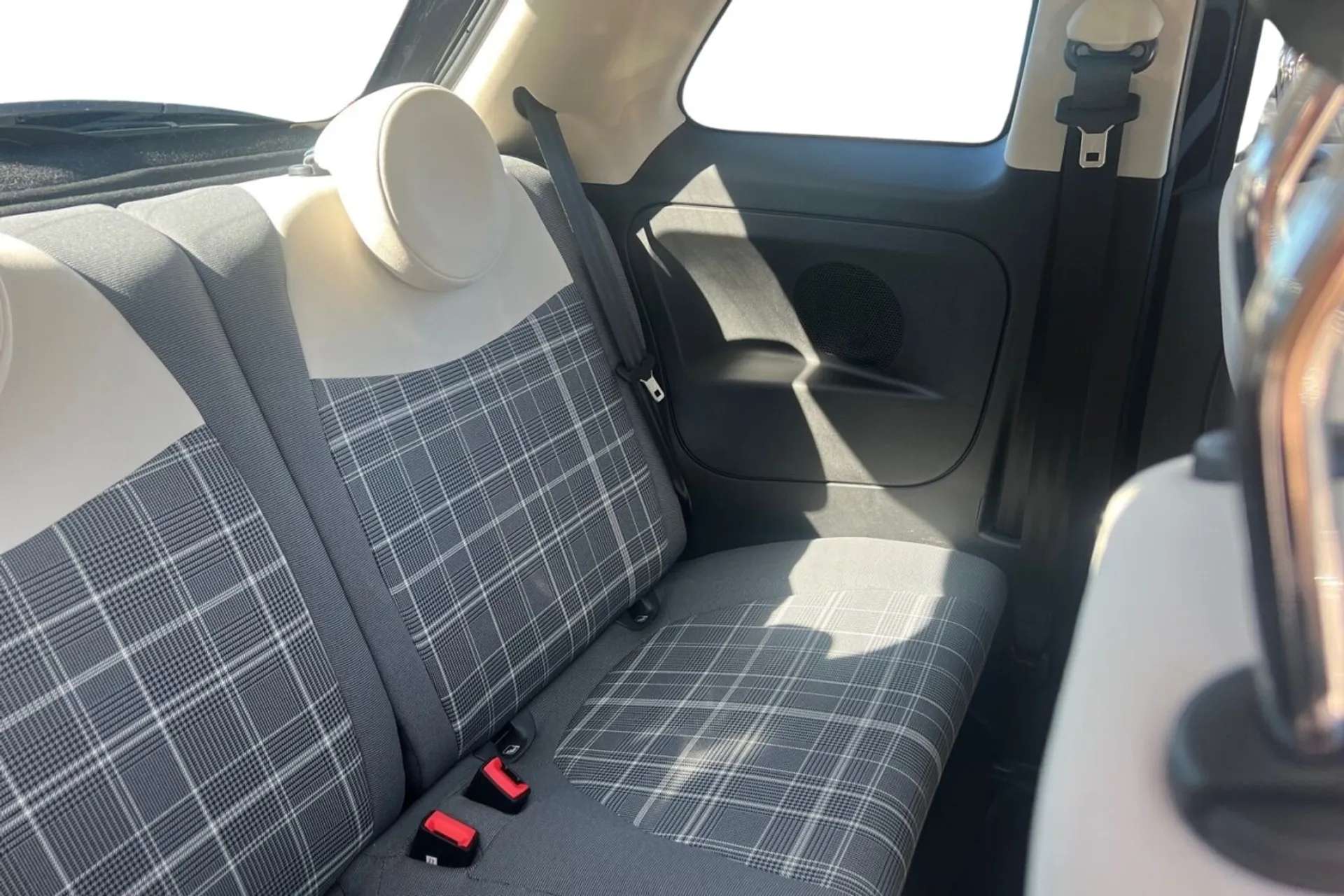 2021 FIAT 500 2021 FIAT 500