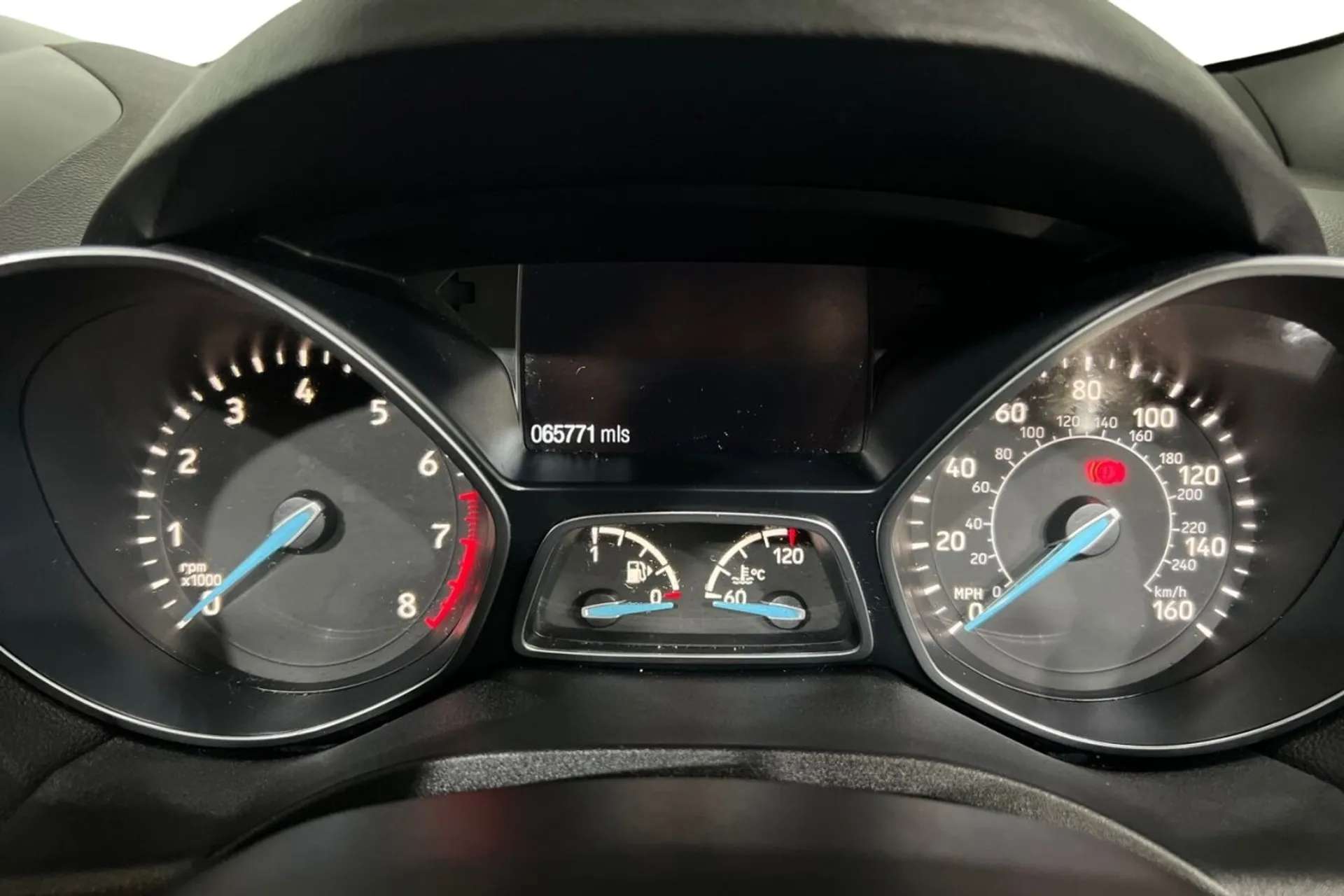 0 FORD KUGA 0 FORD KUGA