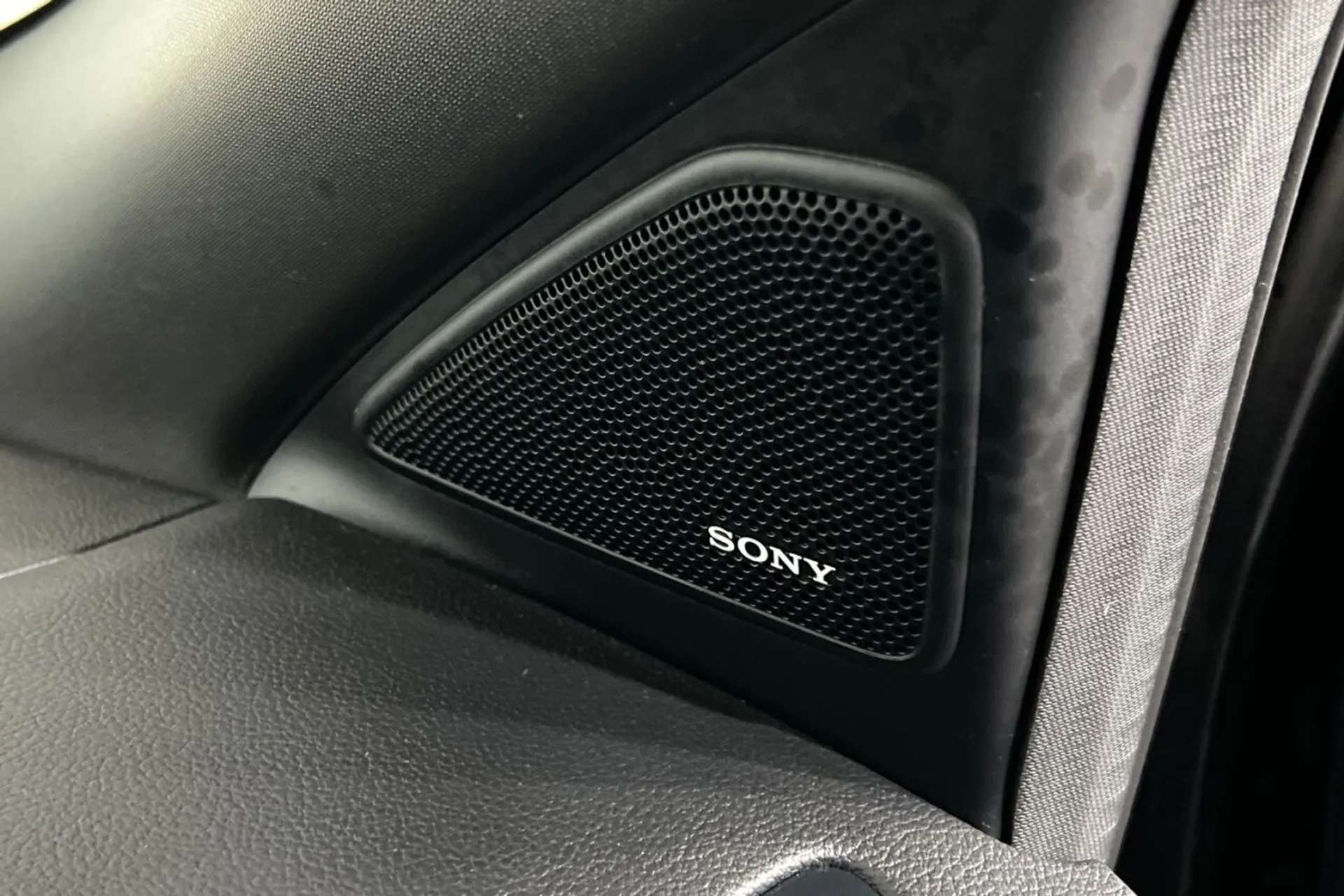 0 FORD KUGA 0 FORD KUGA