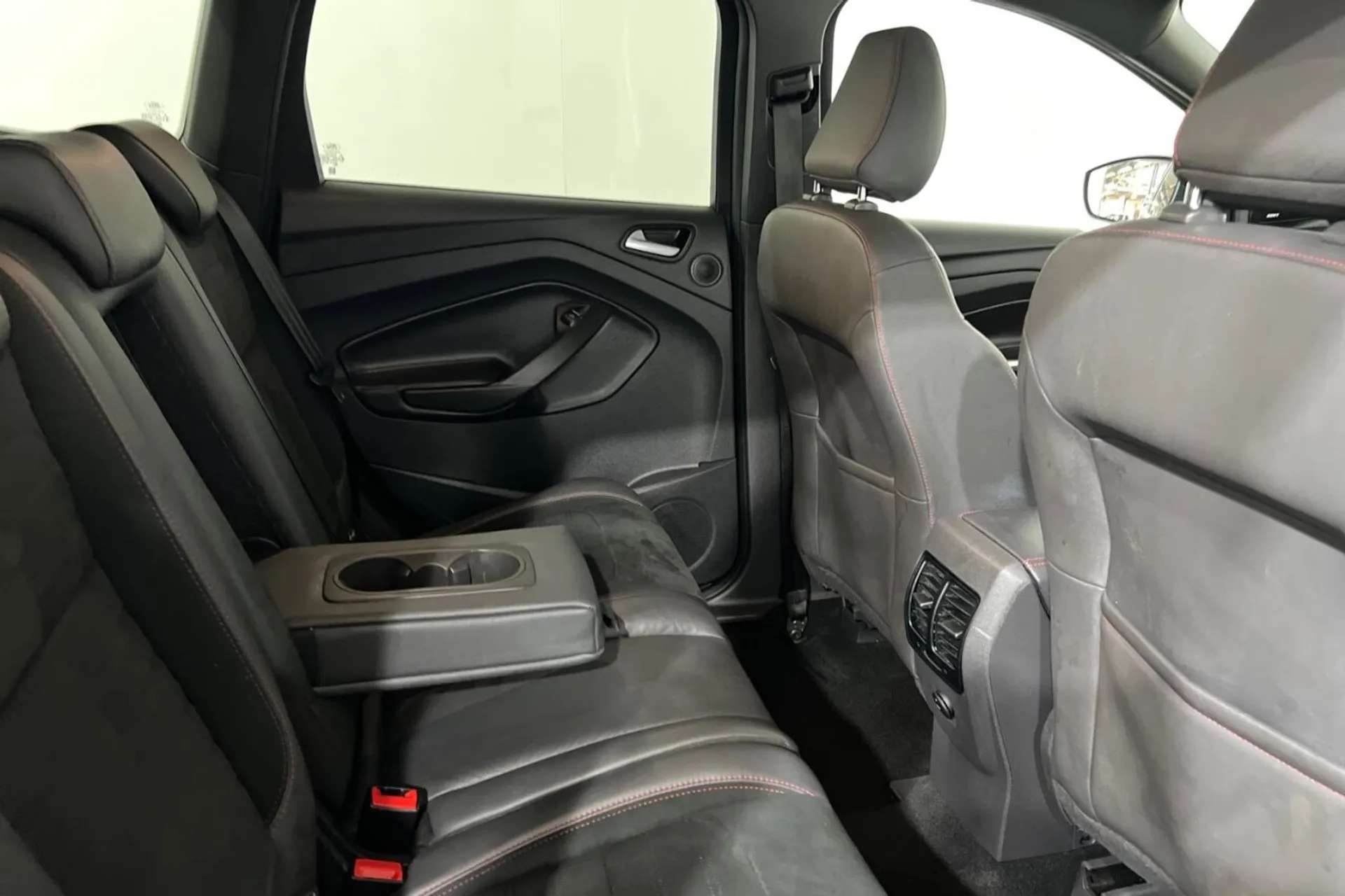 0 FORD KUGA 0 FORD KUGA