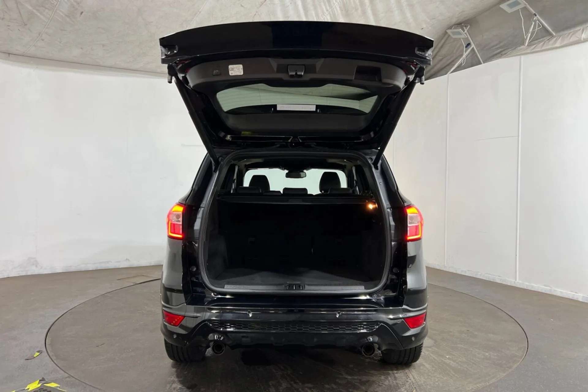 0 FORD KUGA 0 FORD KUGA