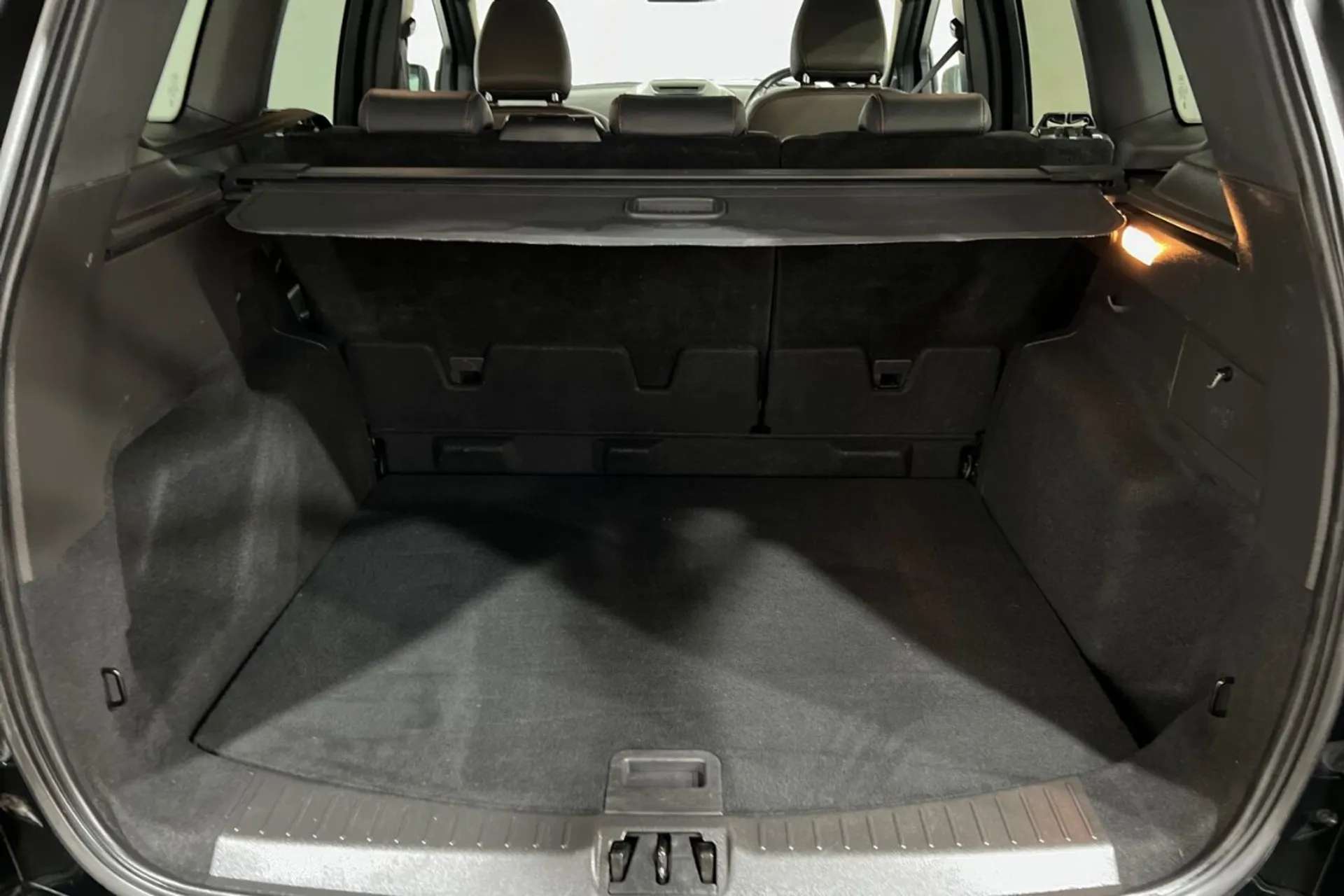 0 FORD KUGA 0 FORD KUGA