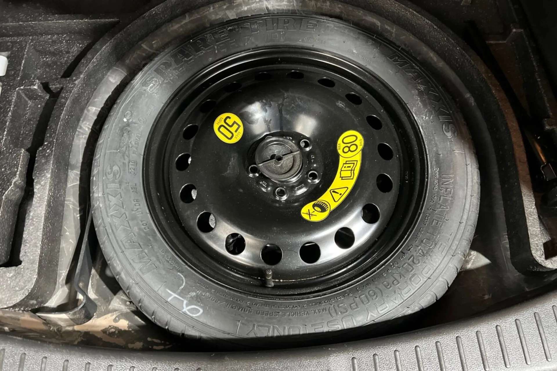 0 FORD KUGA 0 FORD KUGA