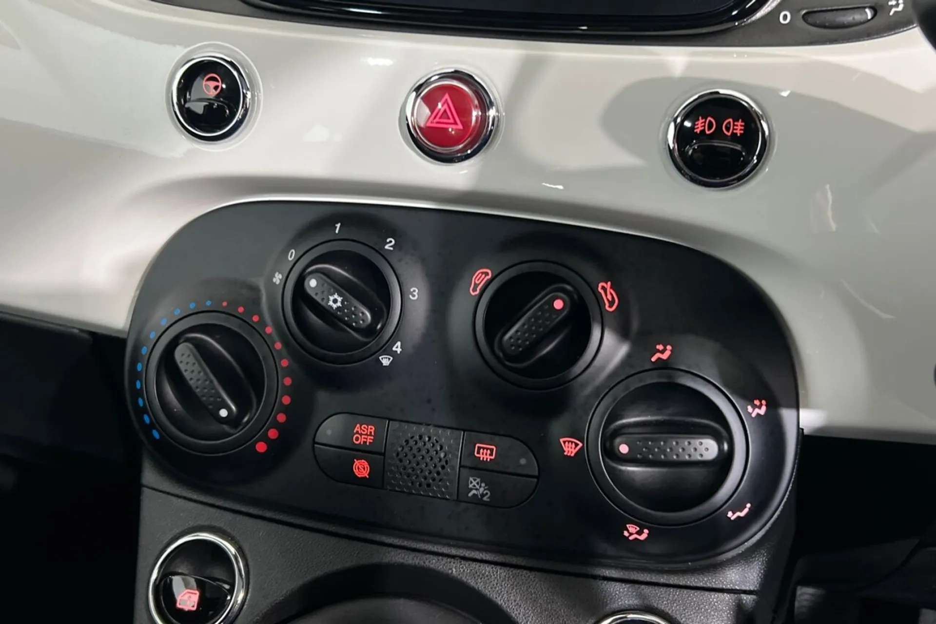 0 FIAT 500 0 FIAT 500