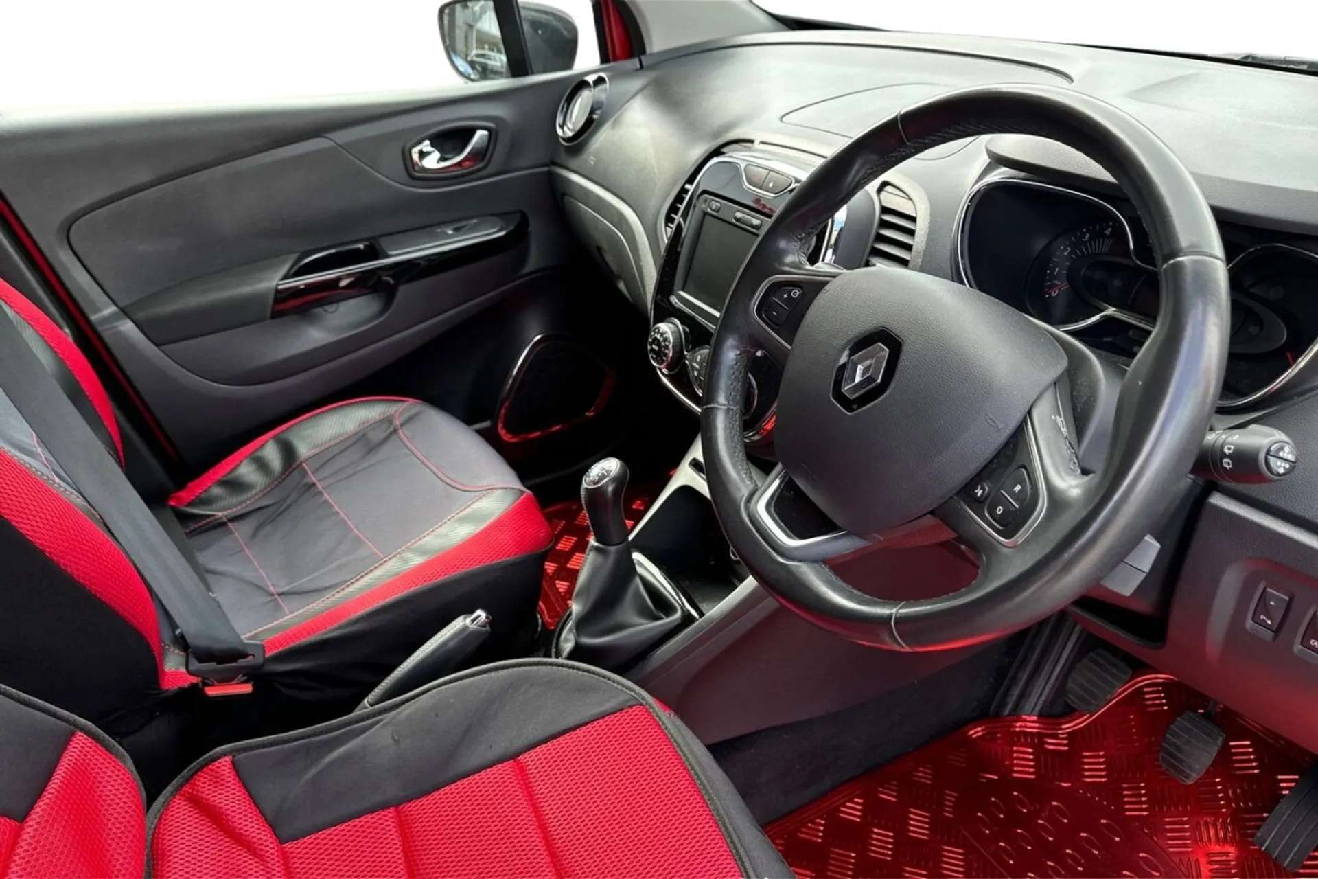 2017 RENAULT CAPTUR 2017 RENAULT CAPTUR