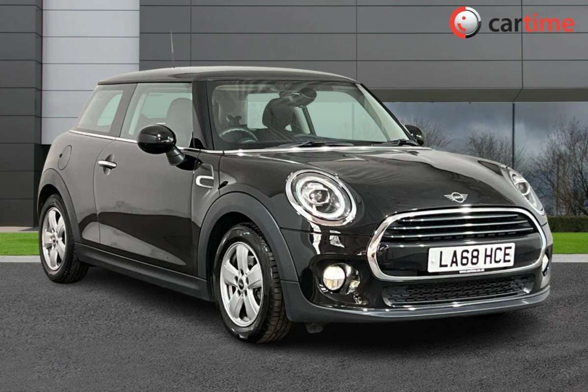 Check out this Mini Hatch Cooper 2019 Petrol Automatic