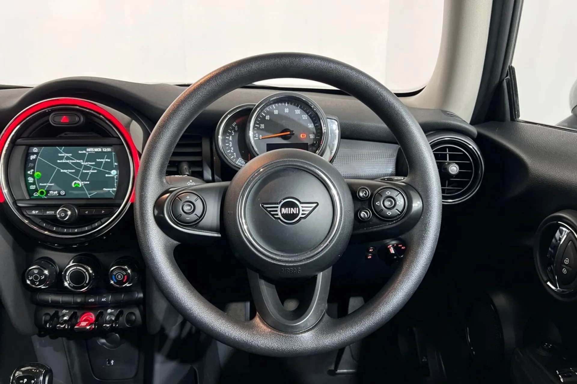 2019 MINI HATCH COOPER 2019 MINI HATCH COOPER